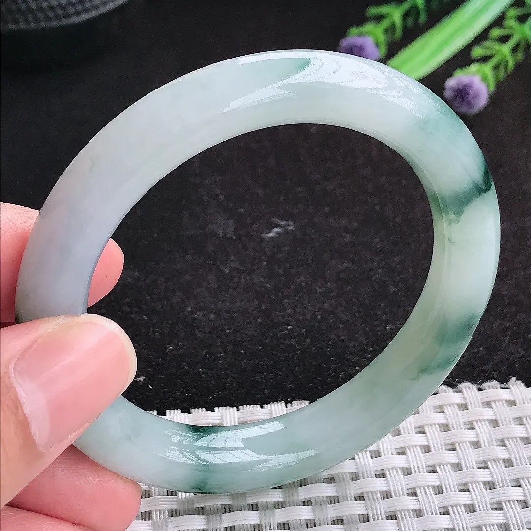 自然光53/10.2/9.5老坑精美冰润飘花圆条手镯天然翡翠玉镯女款百搭