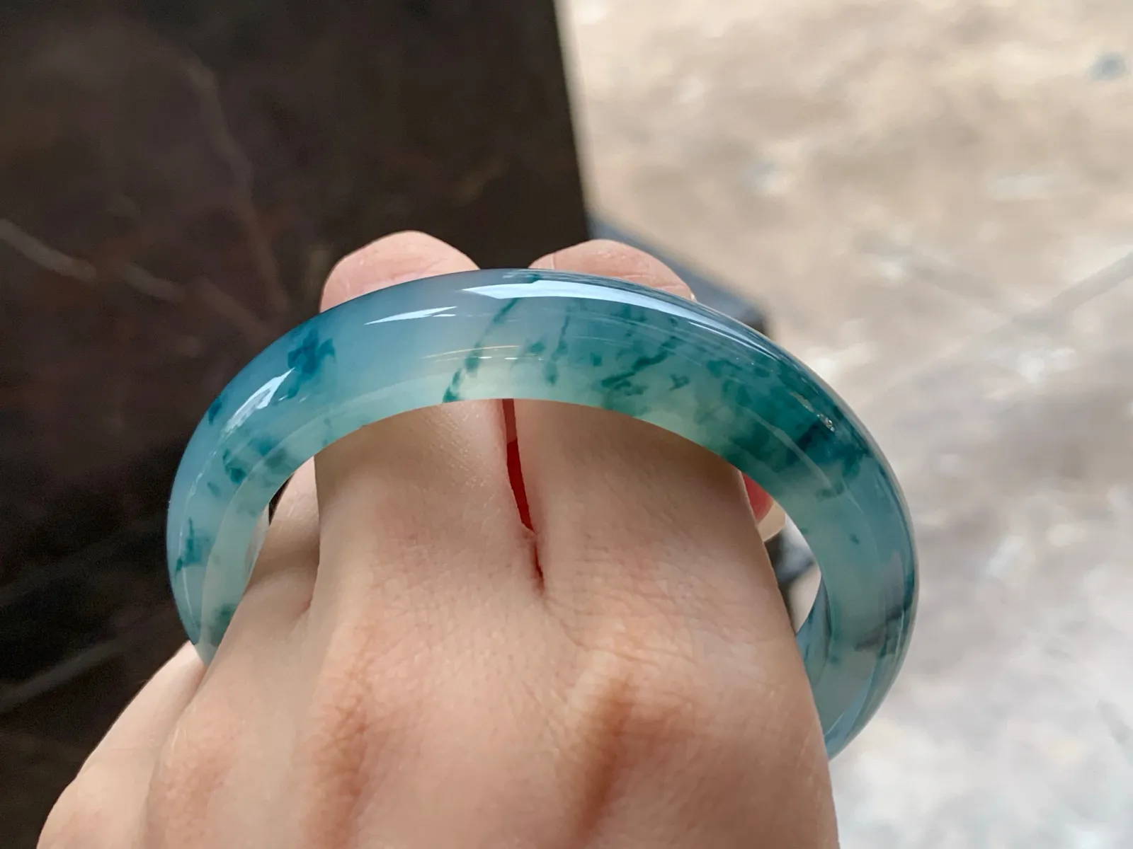 冰种飘花手镯
种好水足 55/12.2/8.6mm