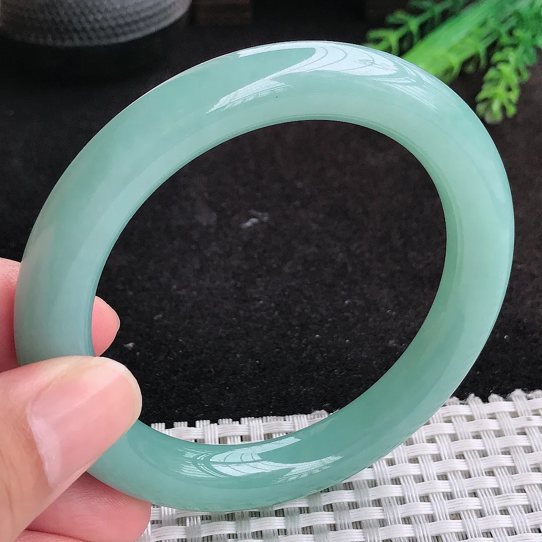 自然光58.5/10.3/10.6老坑冰润起胶满色天空蓝圆条手镯天然翡翠玉镯女款百搭