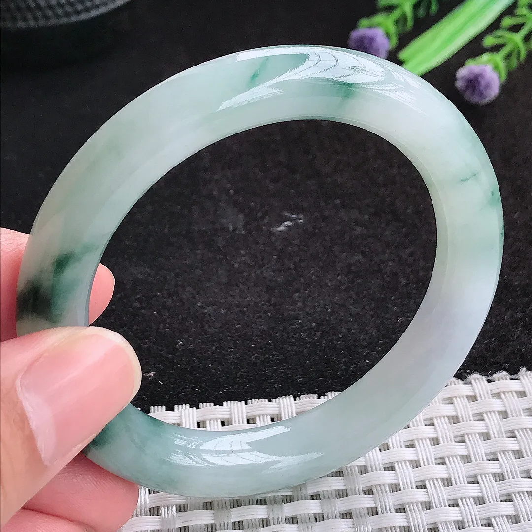 自然光53/10.2/9.5老坑精美冰润飘花圆条手镯天然翡翠玉镯女款百搭
