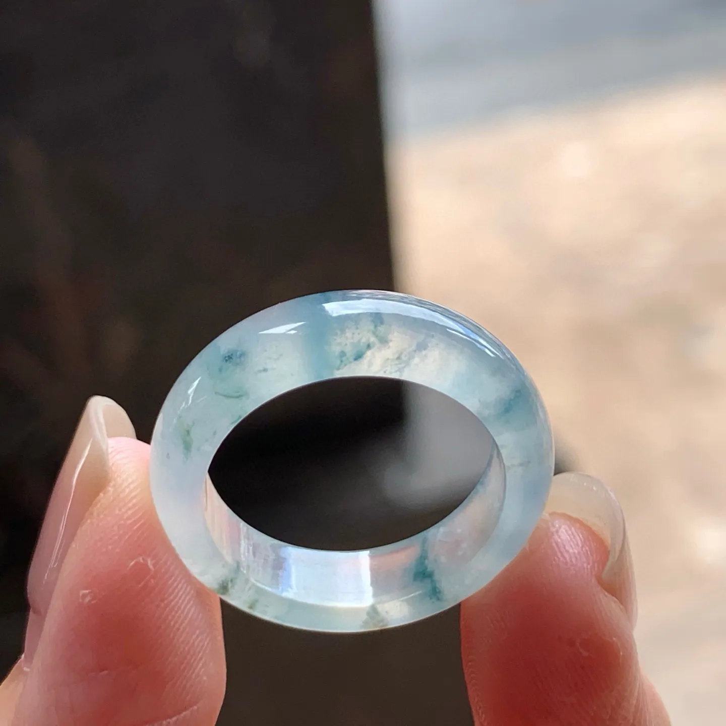 冰种飘花指环
清爽