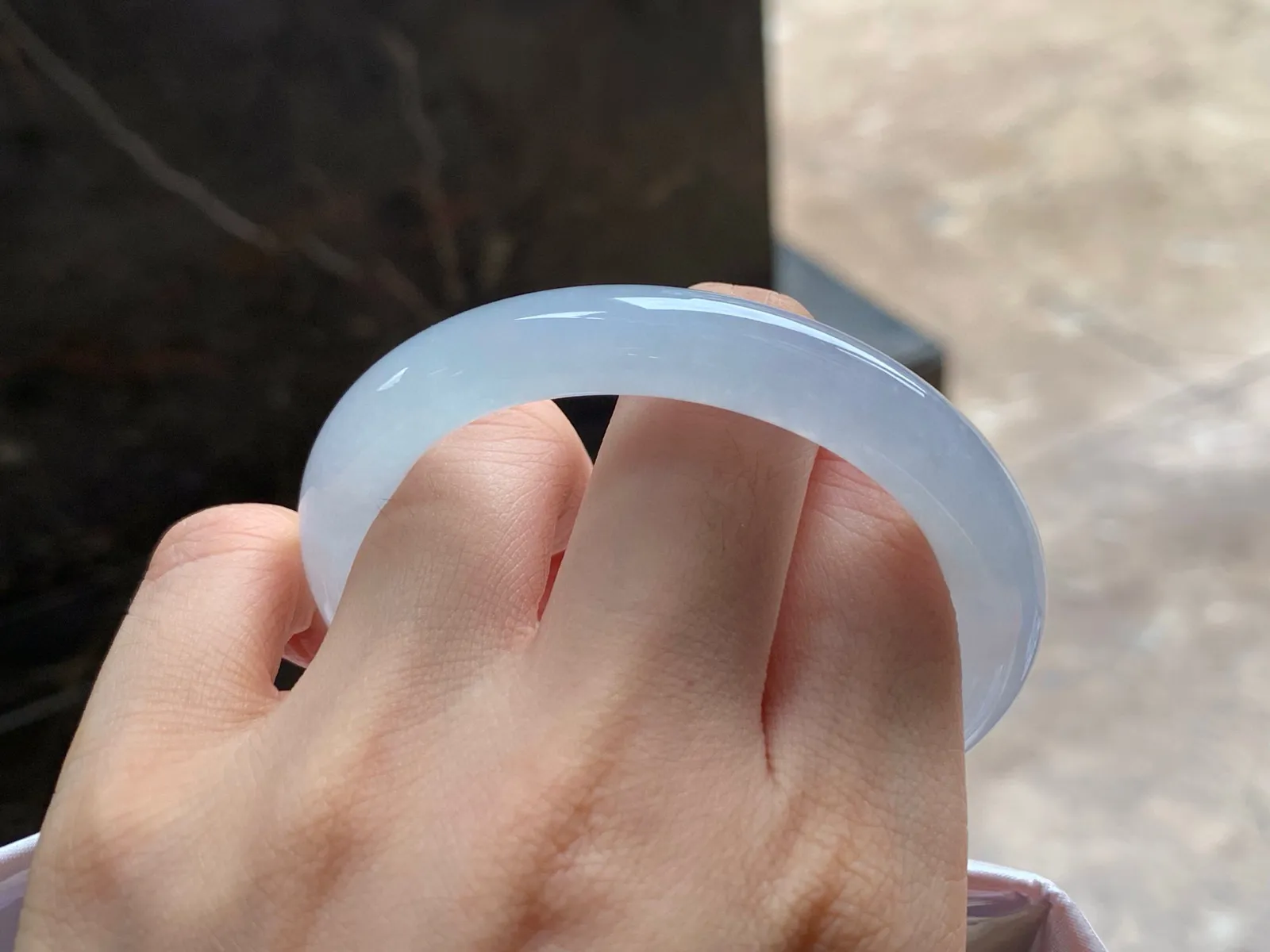 冰种细圆条手镯
种好水足 51.5/8.8mm