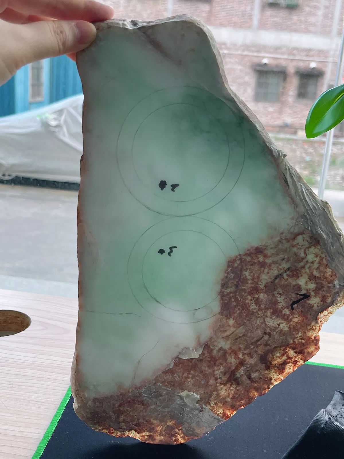 翡翠板料，⭕️正圈最大做58，圆条最大做54