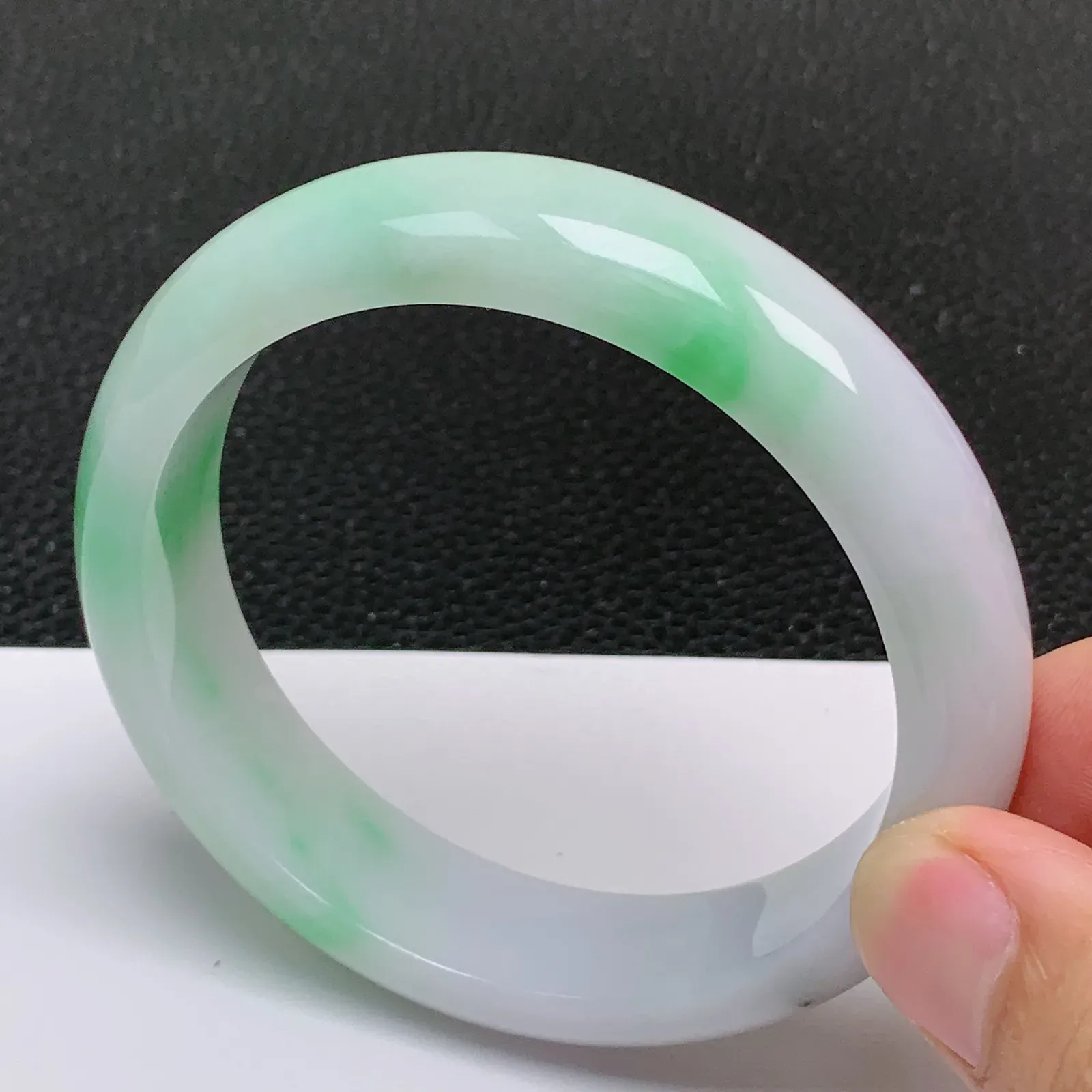 大圈口60～61 天然翡翠A货老坑冰润白底青飘阳绿宽版轮胎手镯 尺寸60.6*15.5*8.5mm