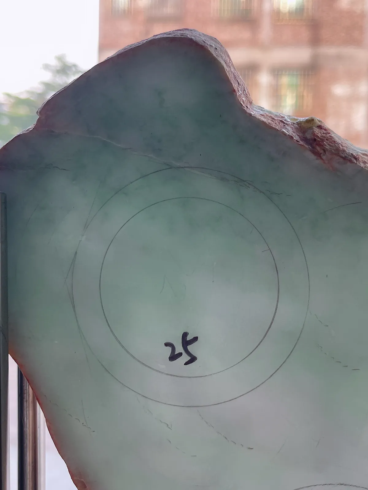 翡翠板料，⭕️正圈最大做56，圆条最大做52