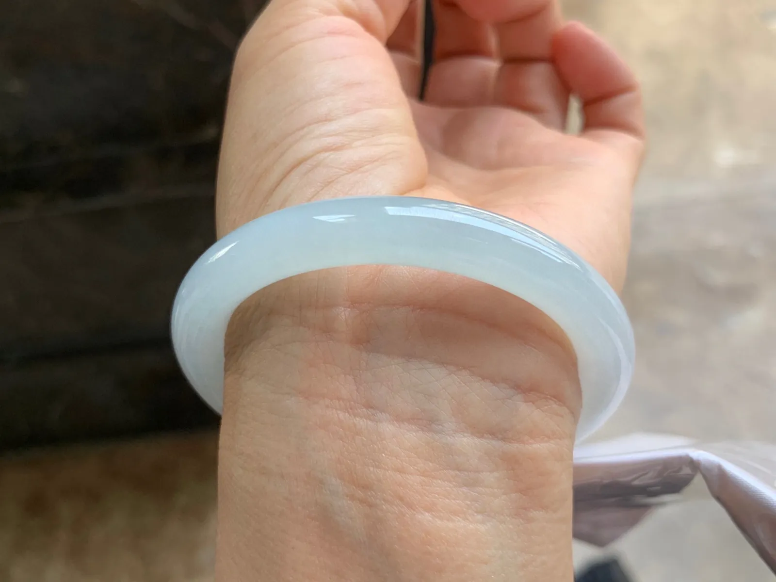 52.5-8.5mm
冰种圆条手镯  纯净白月光