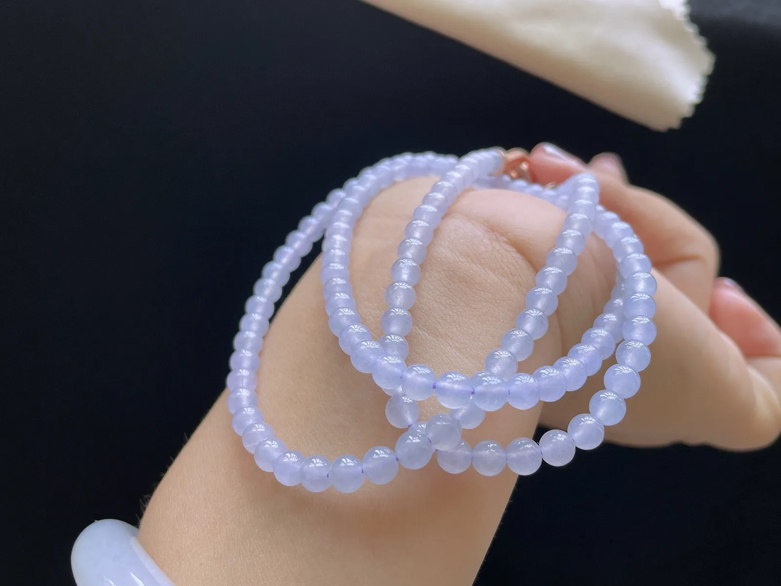紫罗兰·珠链

裸5