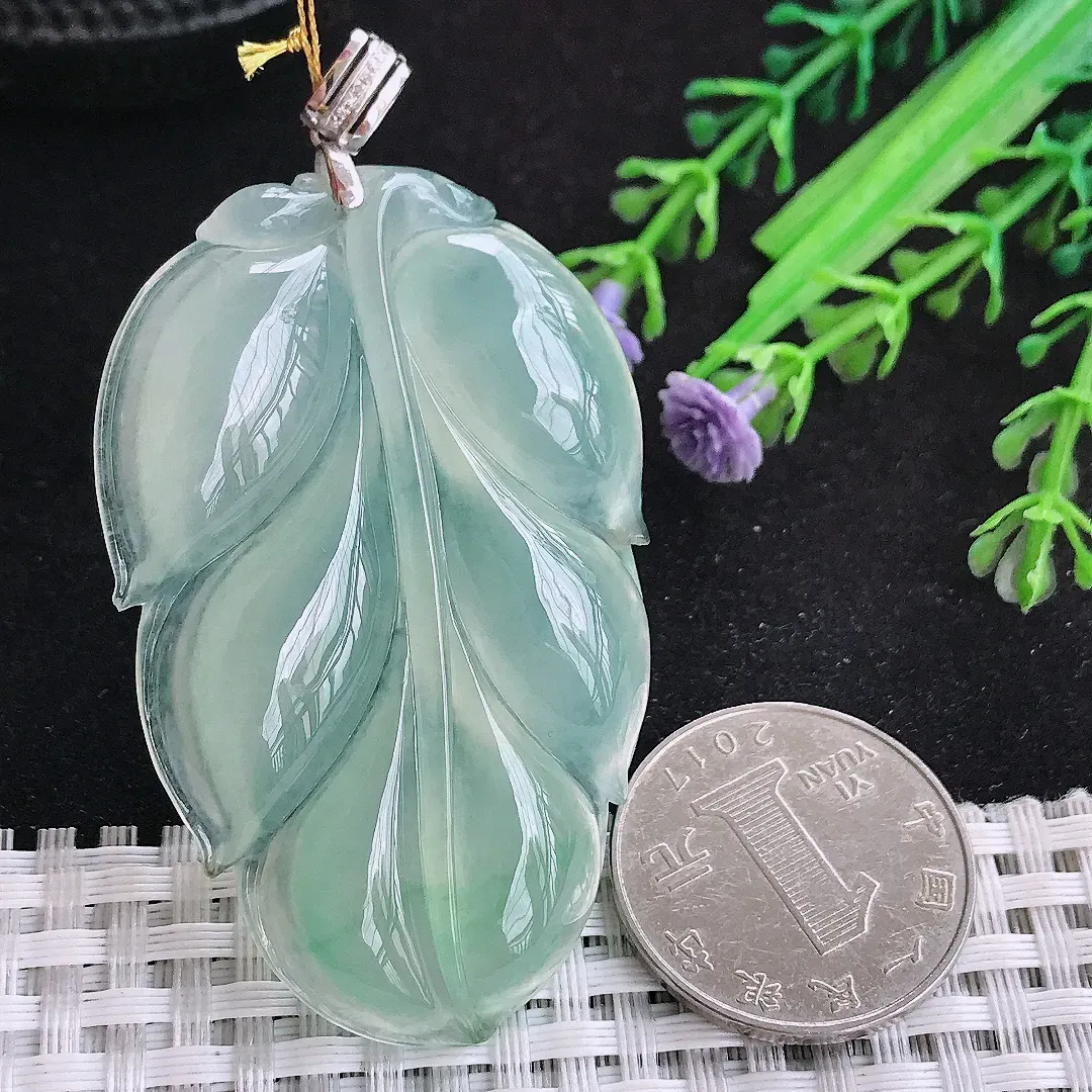 自然光57.2/37.2/8老坑18k金镶嵌冰种果冻胶冰晴绿大叶子吊坠翡翠玉坠