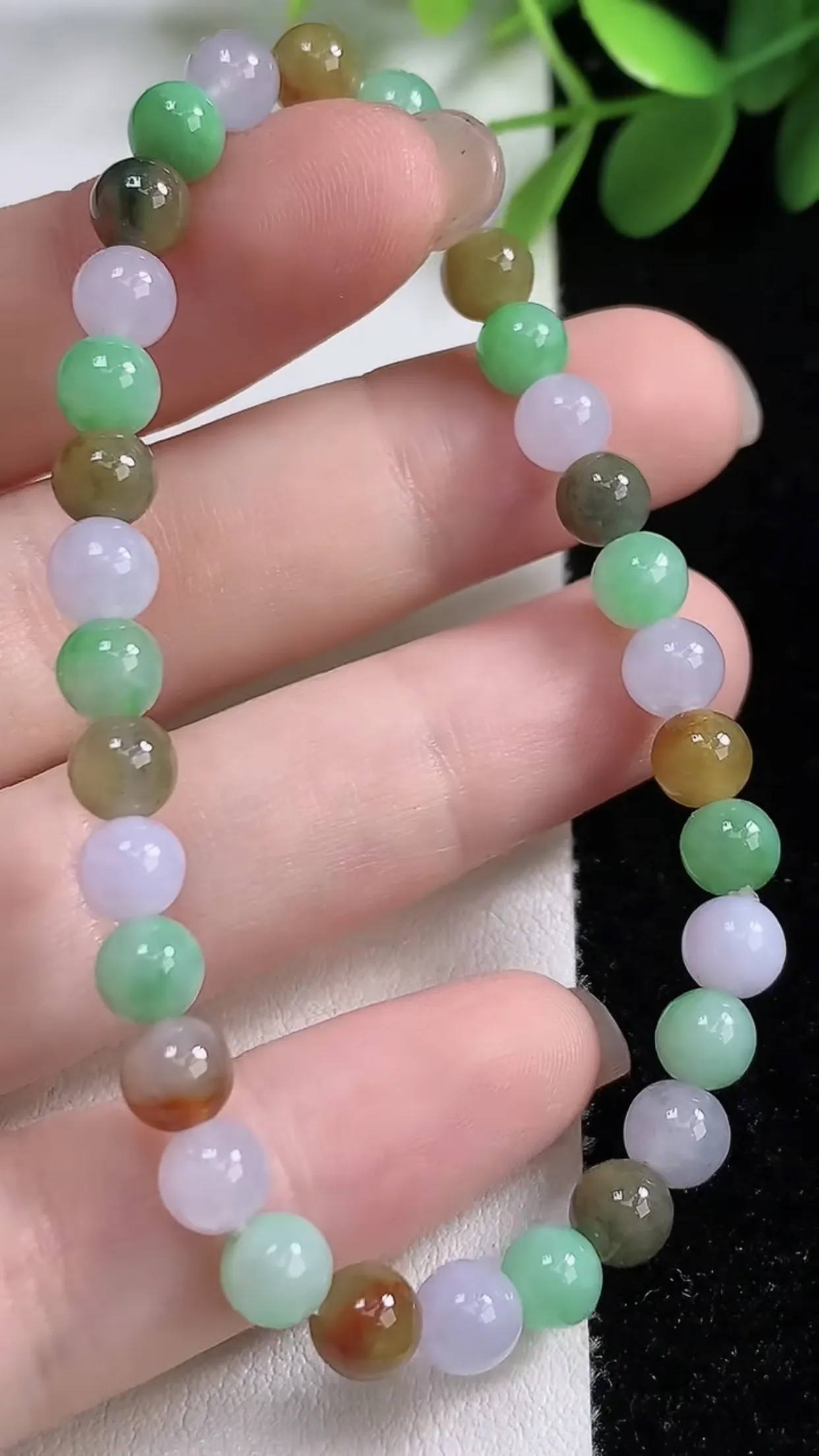 缅甸天然翡翠a货 老坑料起胶冰润 三彩圆珠手串 手链  32颗，尺寸 5.8mm  y  10.75