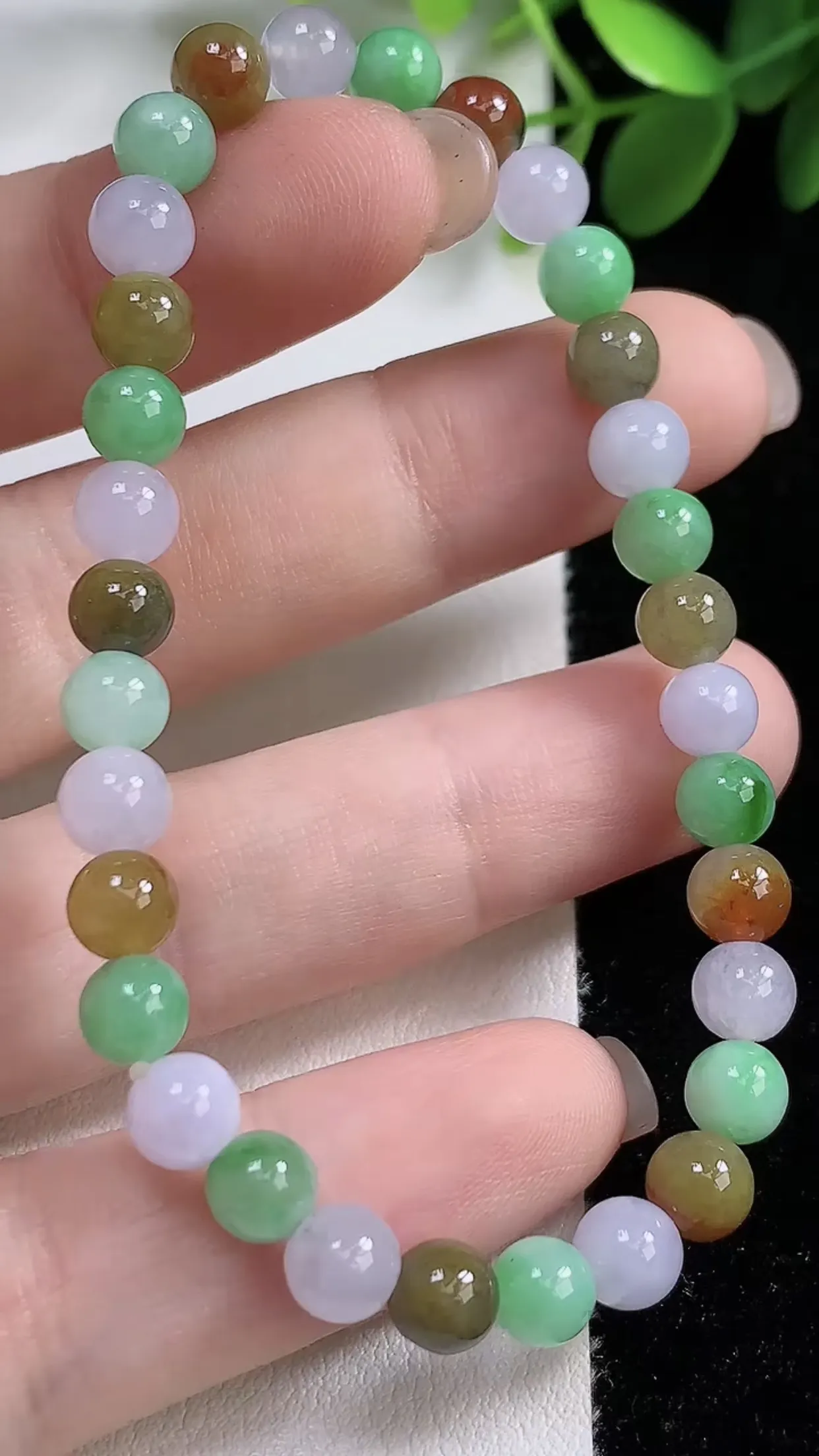 缅甸天然翡翠a货 老坑料起胶冰润 三彩圆珠手串 手链  32颗，尺寸 5.8mm  y  10.75