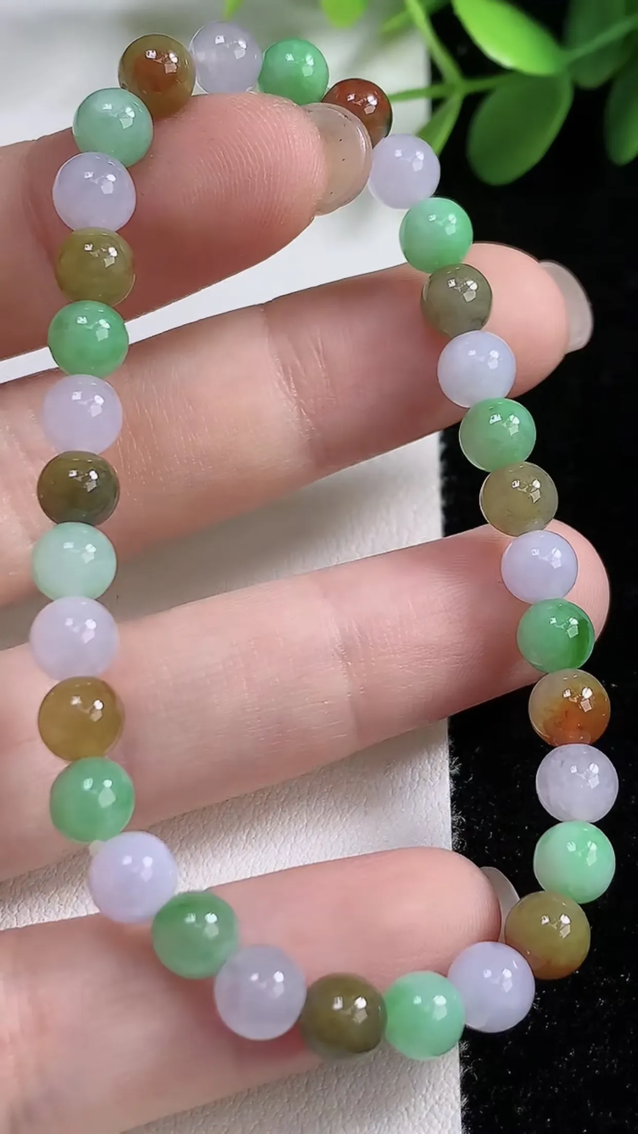 缅甸天然翡翠a货 老坑料起胶冰润 三彩圆珠手串 手链  32颗，尺寸 5.8mm  y  10.75