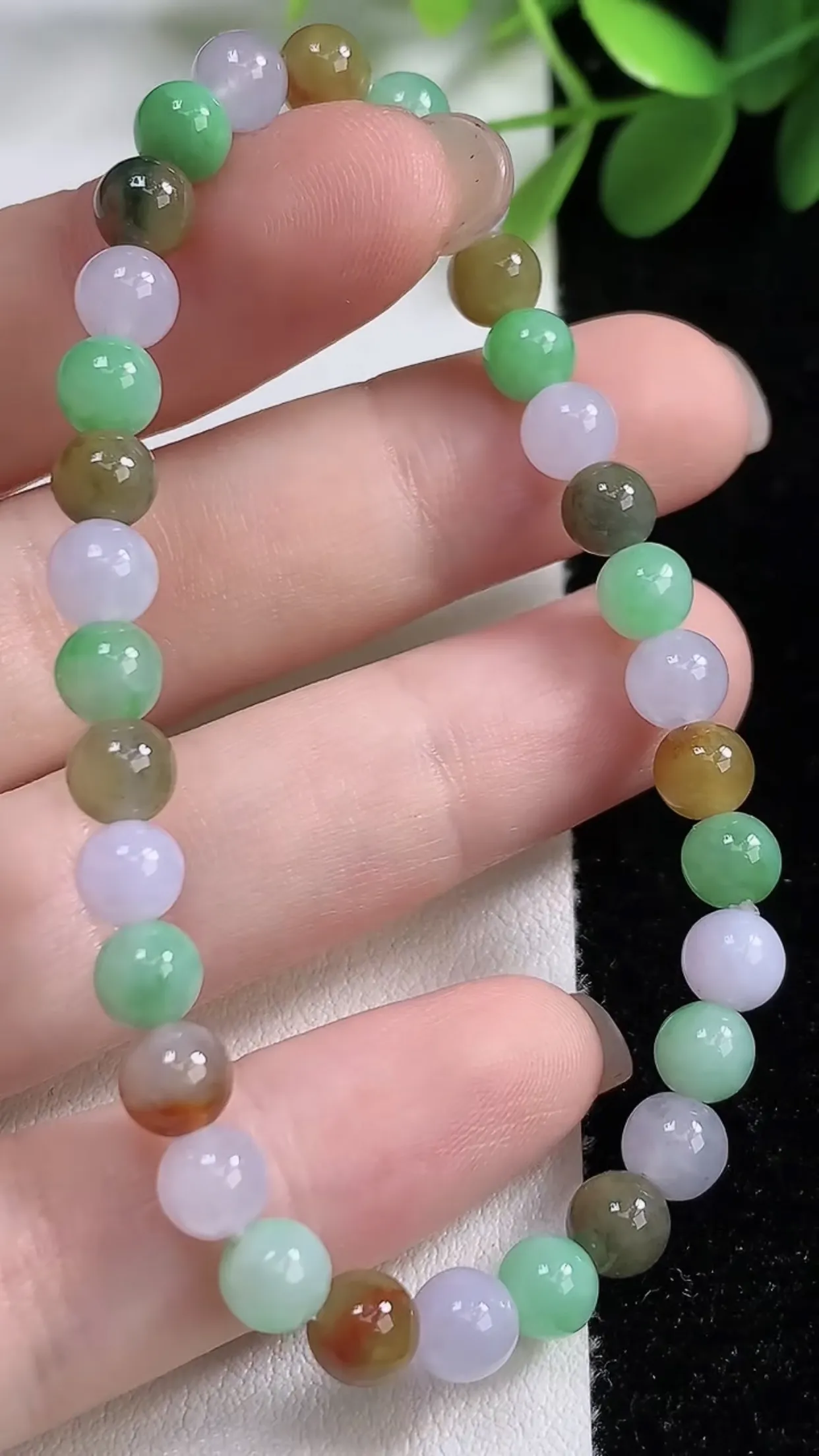 缅甸天然翡翠a货 老坑料起胶冰润 三彩圆珠手串 手链  32颗，尺寸 5.8mm  y  10.75