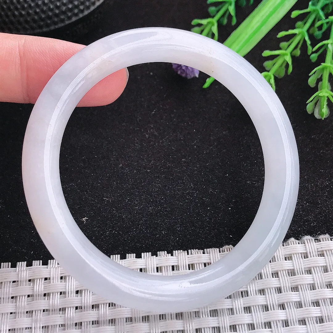 自然光52.5/8.5老坑秀气冰润白月光圆条手镯天然翡翠玉镯女款百搭
