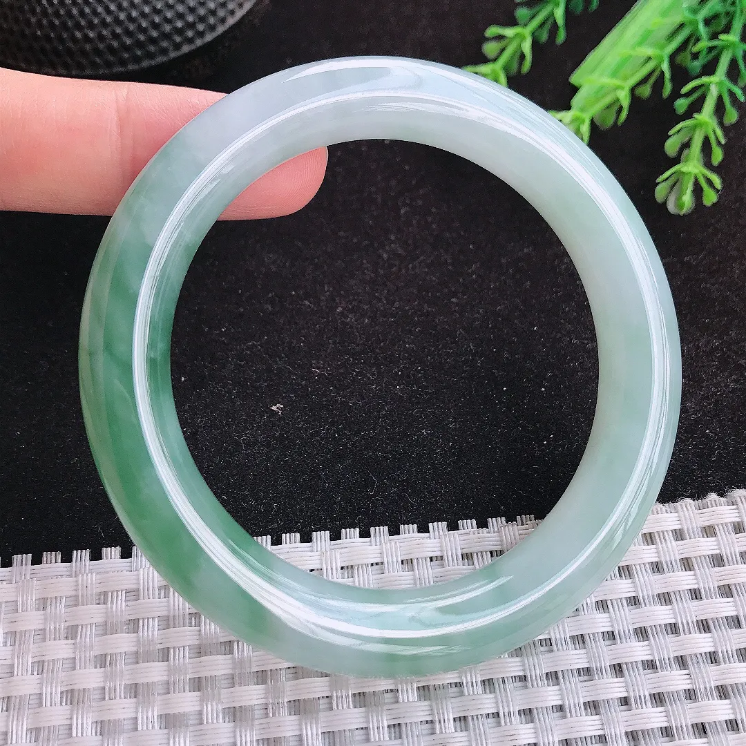 自然光57/10.4/10.3老坑冰润起胶飘花圆条手镯天然翡翠玉镯女款百搭