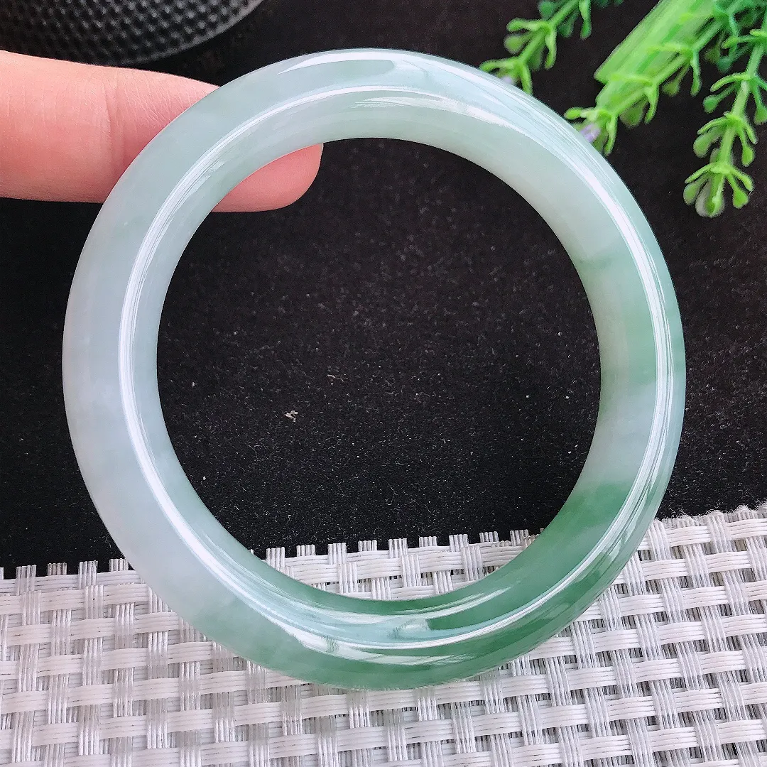 自然光57/10.4/10.3老坑冰润起胶飘花圆条手镯天然翡翠玉镯女款百搭