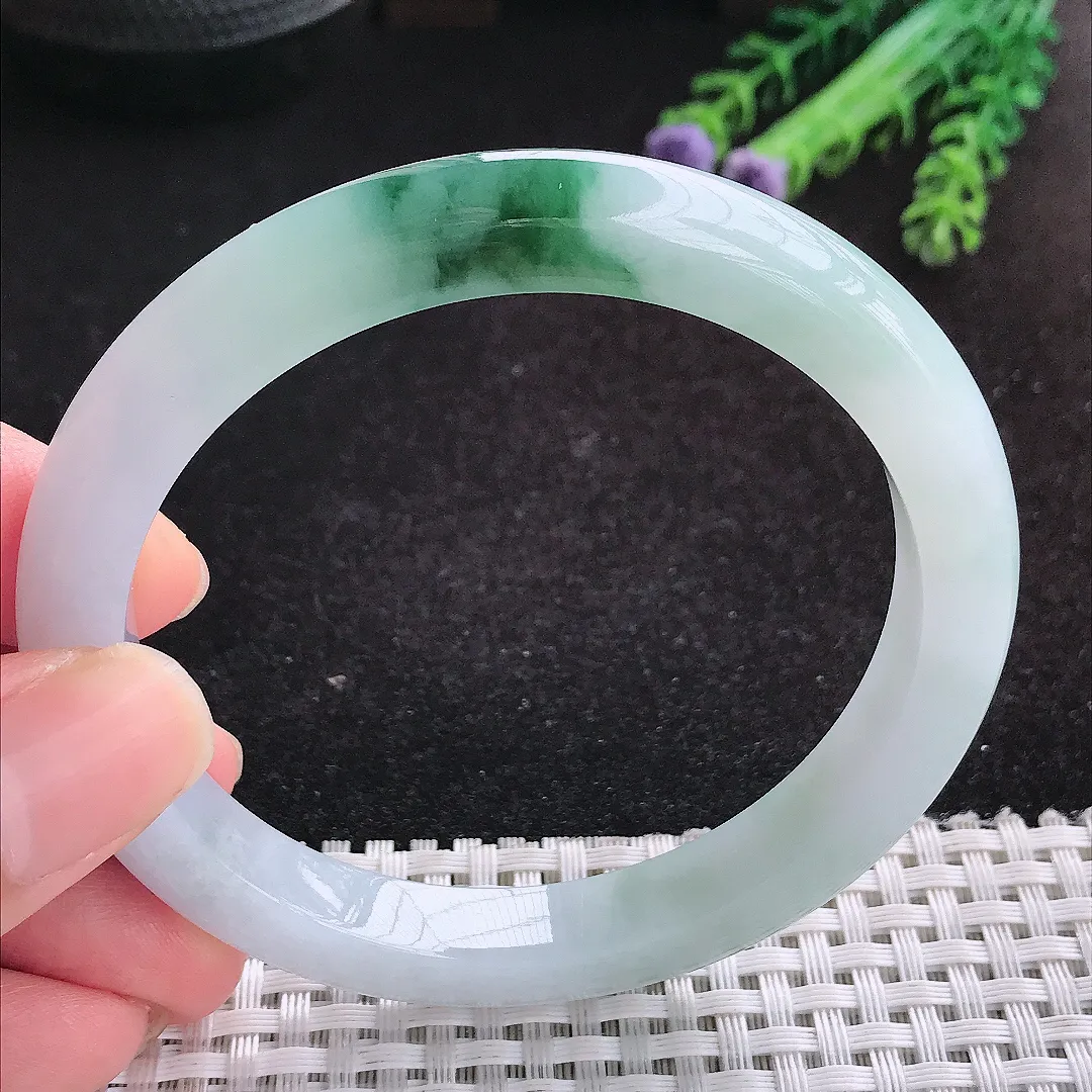 自然光60/9.3/8.6老坑精美冰润飘花手镯天然翡翠玉镯女款百搭