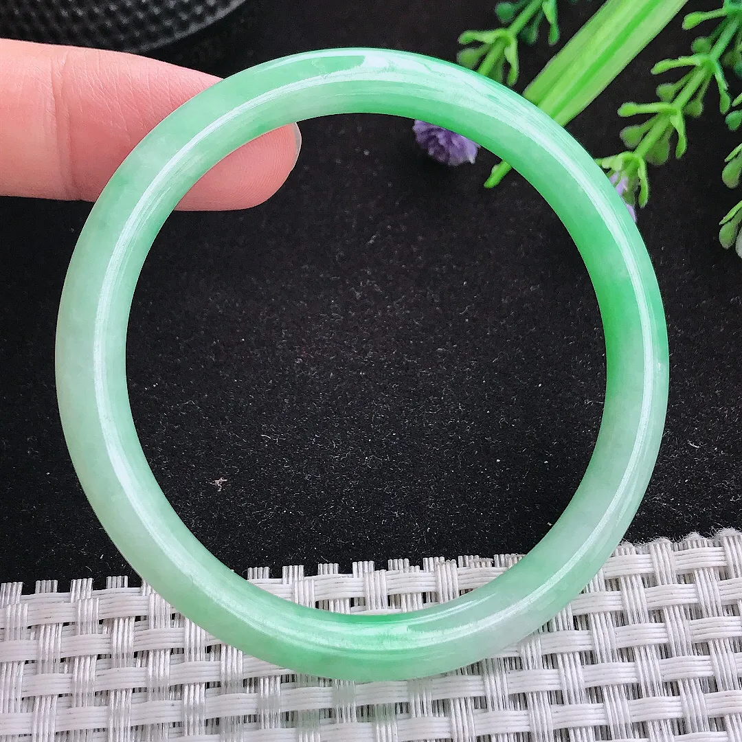 自然光54.5/6.5/6.8老坑精美满绿飘阳绿细条手镯天然翡翠玉镯女款百搭