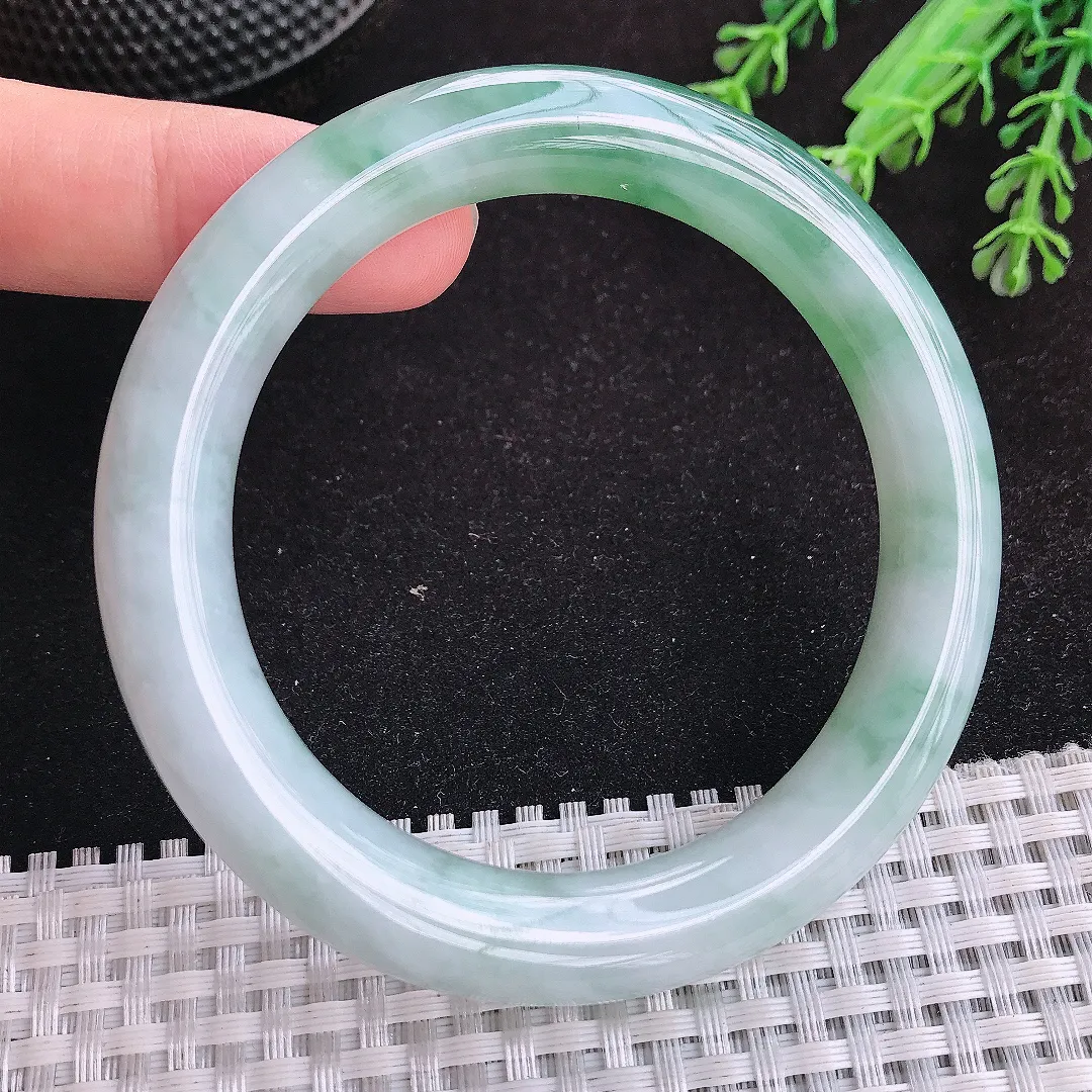 自然光57/10.4/10.3老坑冰润起胶飘花圆条手镯天然翡翠玉镯女款百搭