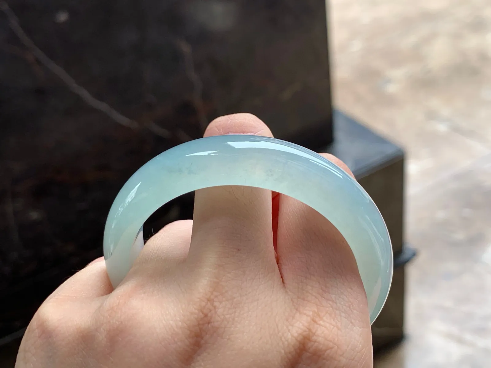 冰种手镯
种好清爽 51.8/13.6/7.7mm
