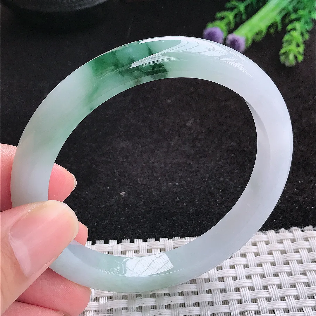 自然光60/9.3/8.6老坑精美冰润飘花手镯天然翡翠玉镯女款百搭