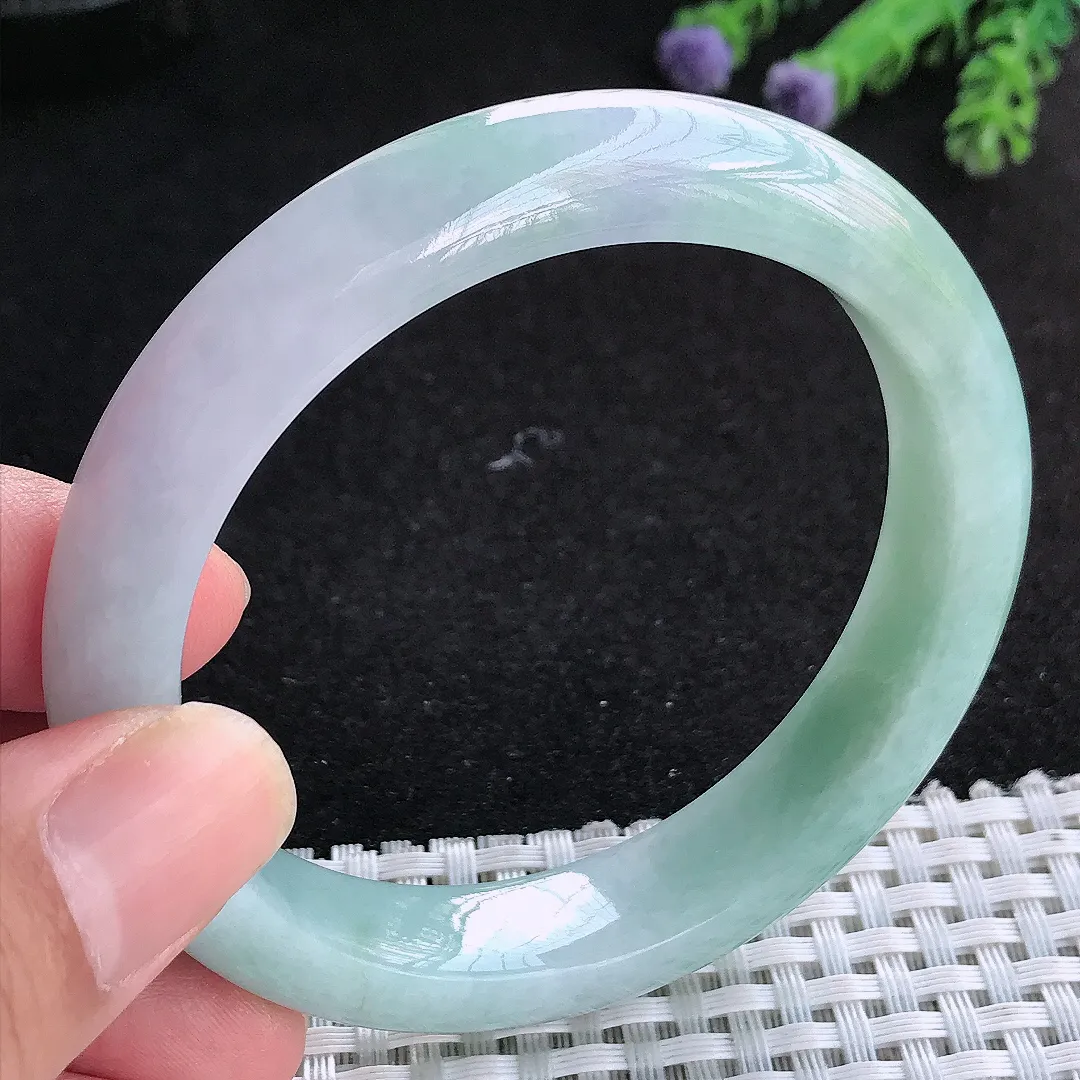 自然光56.5/12/8.5老坑精美温润飘花手镯天然翡翠玉镯女款百搭