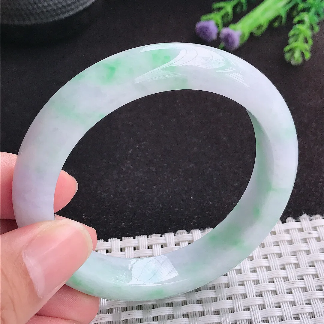 自然光55.5/12.6/8.8老坑精美温润飘绿手镯天然翡翠玉镯女款百搭