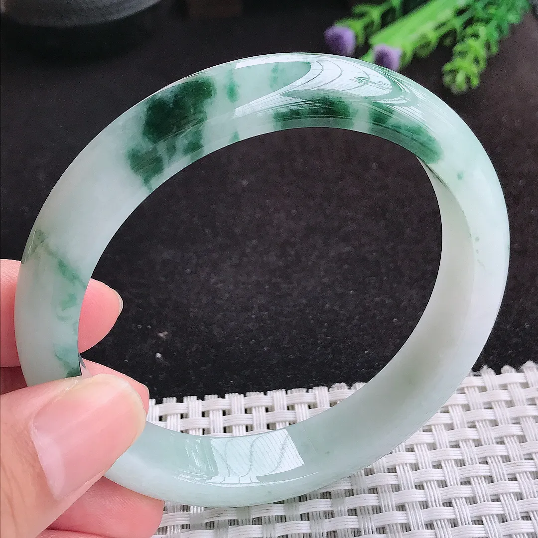 自然光63/13/8.5大圈口老坑精美冰润飘花手镯天然翡翠玉镯女款百搭