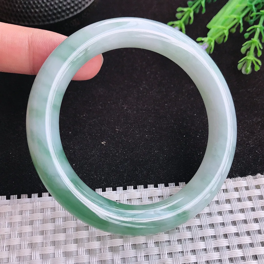 自然光57/10.4/10.3老坑冰润起胶飘花圆条手镯天然翡翠玉镯女款百搭