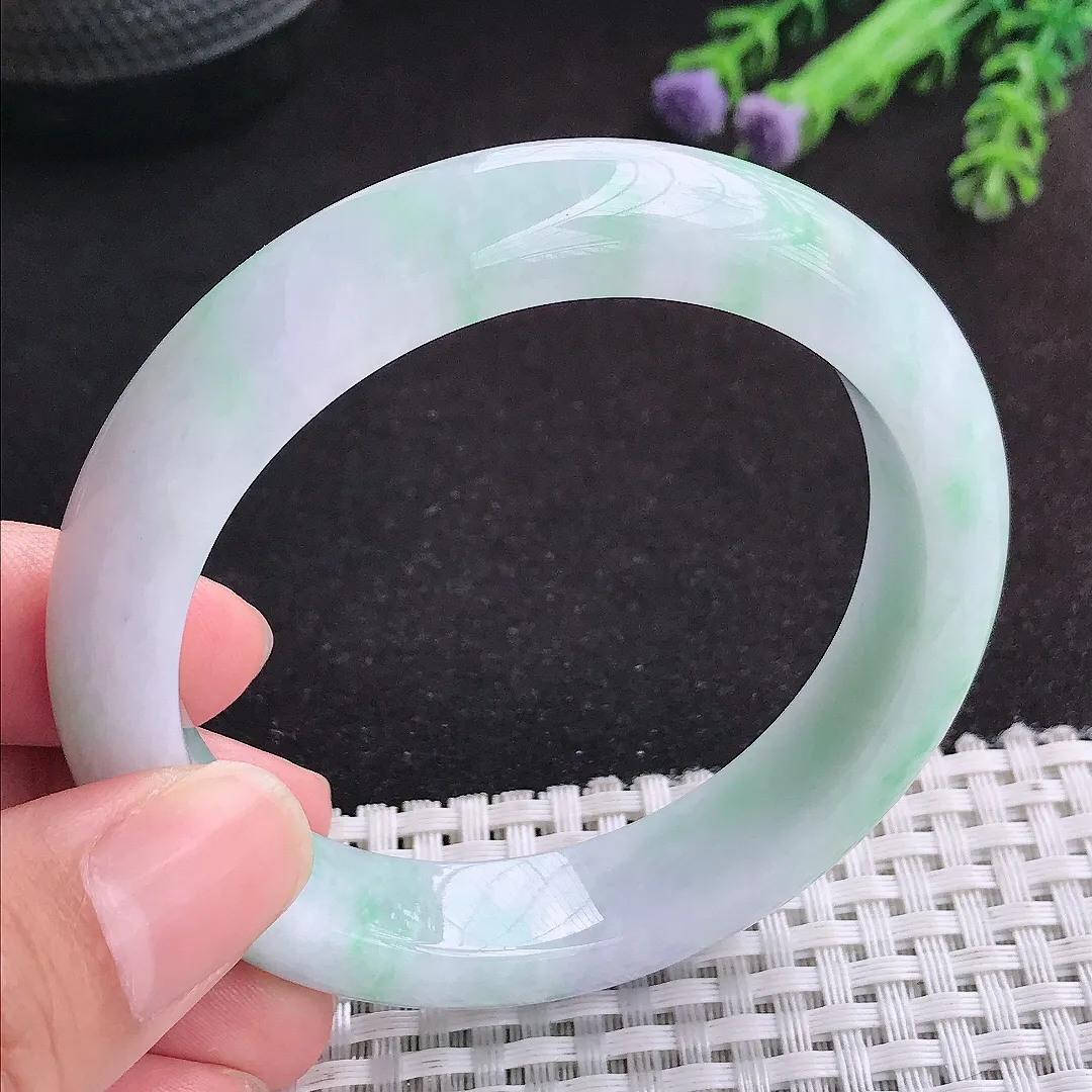 自然光55.5/12.6/8.8老坑精美温润飘绿手镯天然翡翠玉镯女款百搭