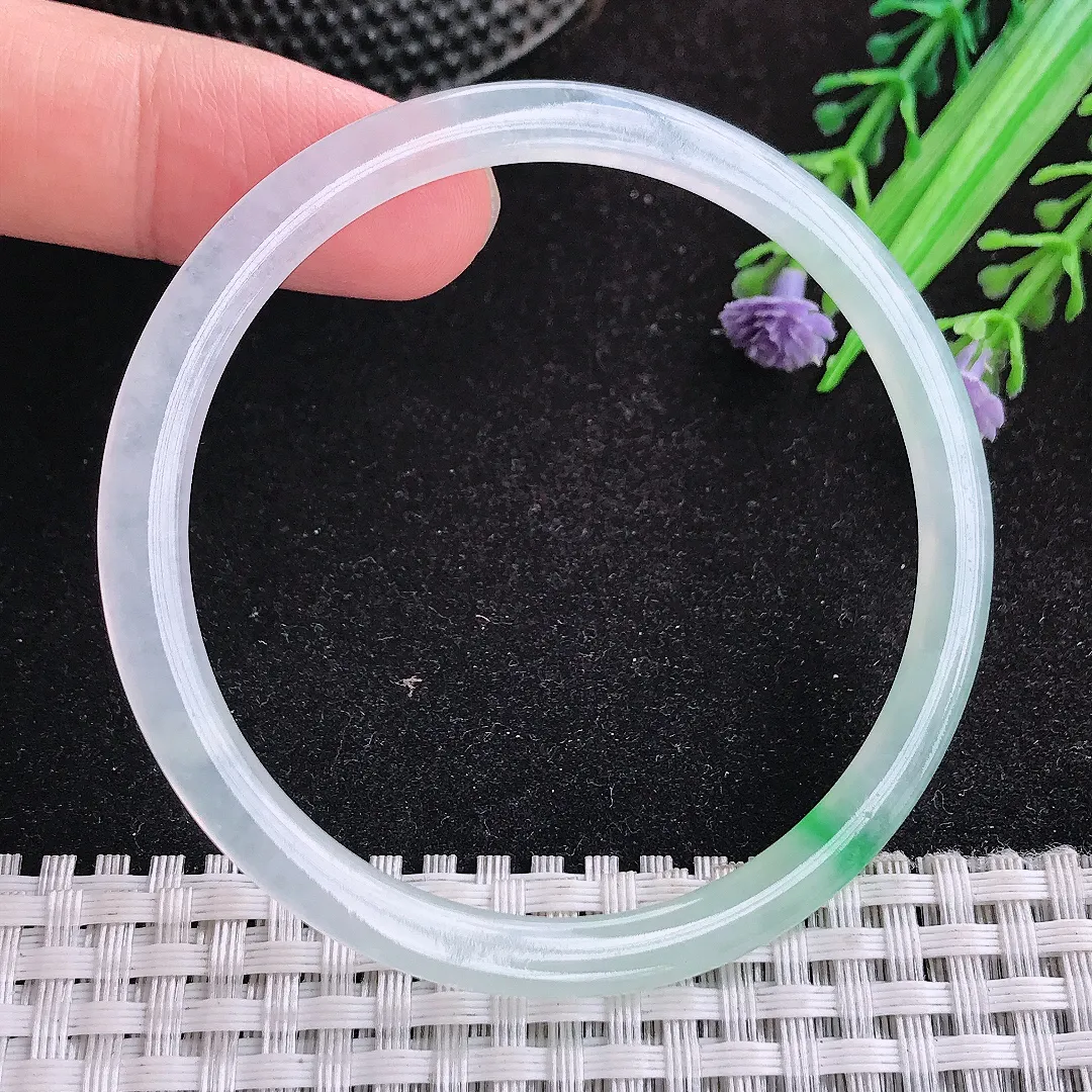 自然光54.5/4.1/5.7老坑冰种果冻胶飘阳绿细条手镯天然翡翠玉镯女款百搭