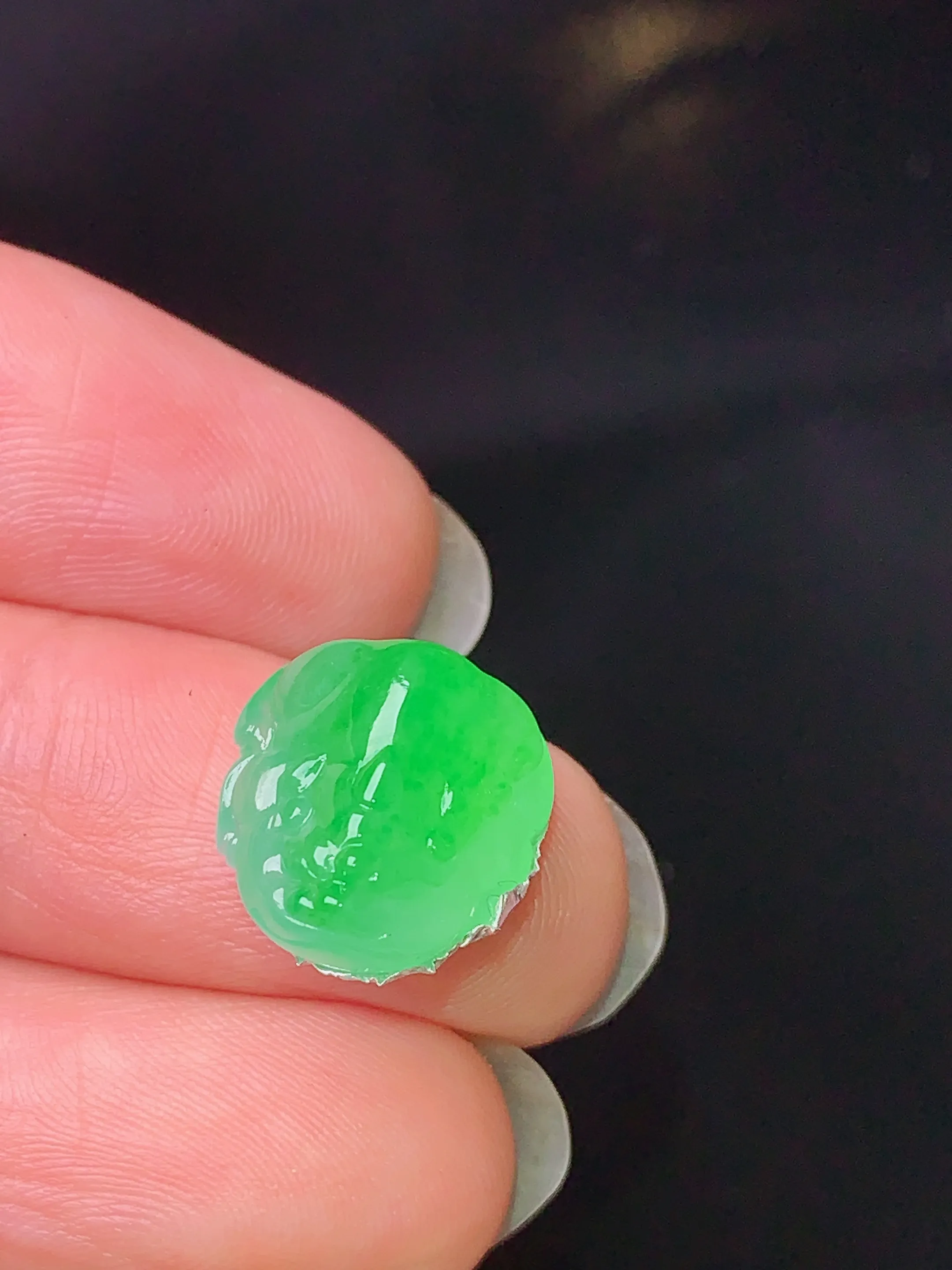 镶嵌款 翠绿貔貅 玉质细腻 色泽清新艳丽 整体尺寸13*12*7.5