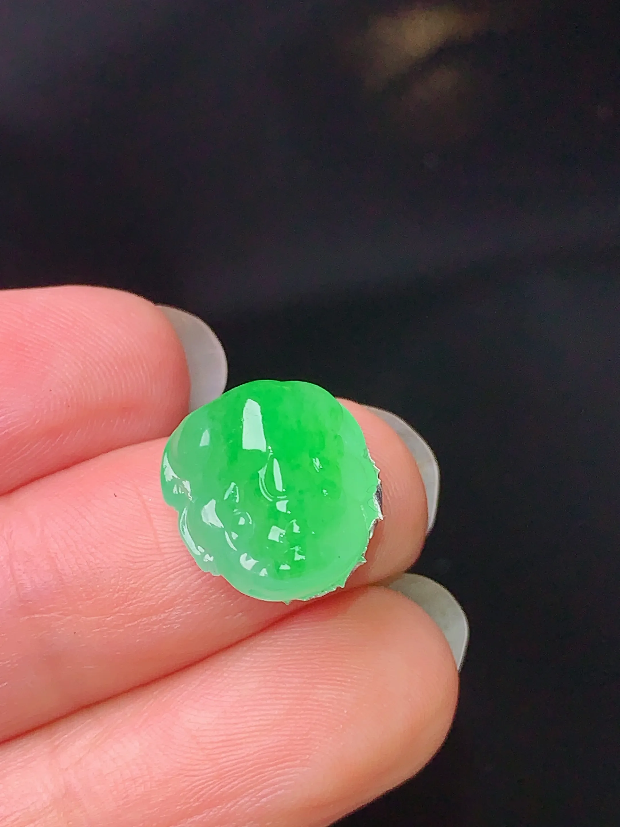 镶嵌款 翠绿貔貅 玉质细腻 色泽清新艳丽 整体尺寸13*12*7.5