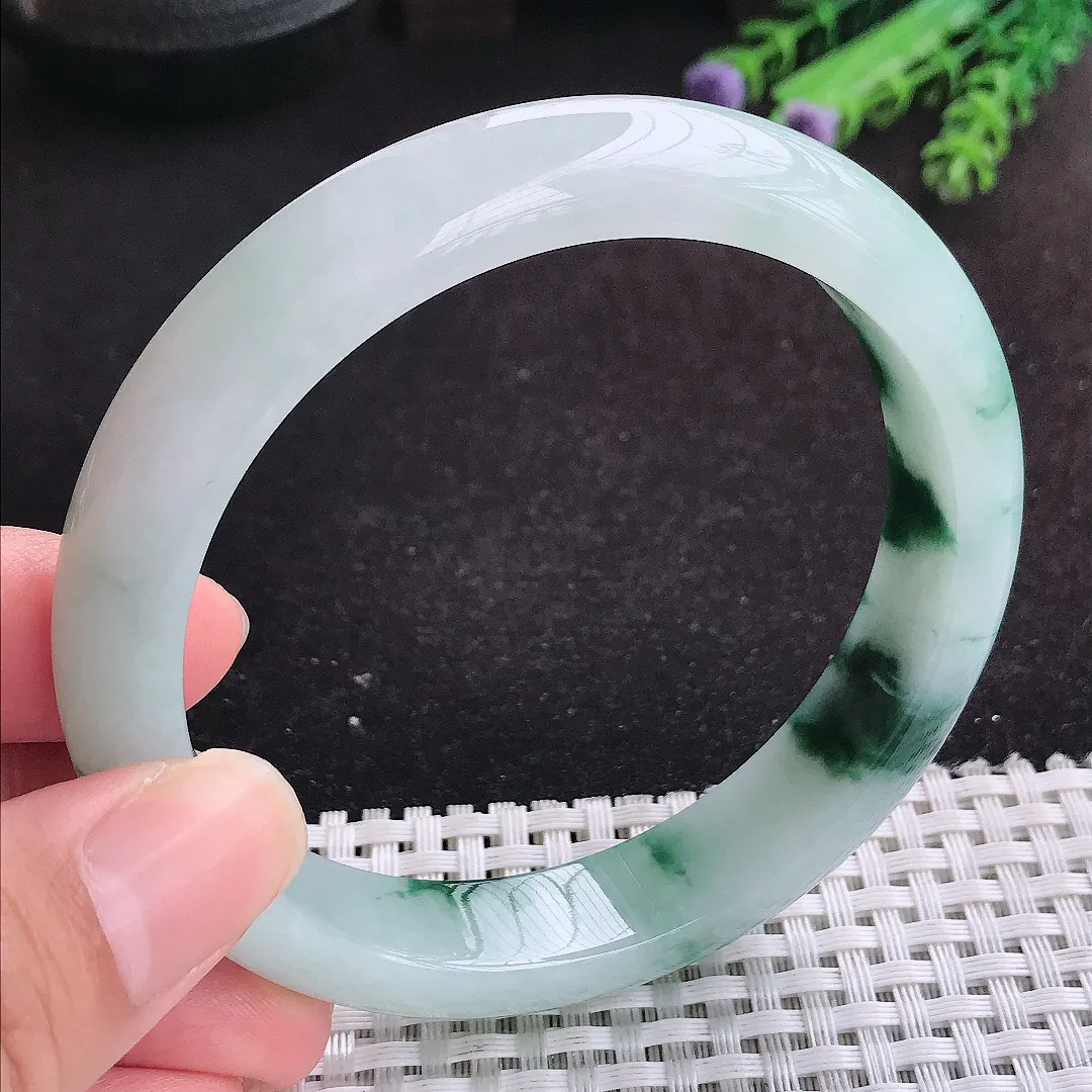 自然光63/13/8.5大圈口老坑精美冰润飘花手镯天然翡翠玉镯女款百搭