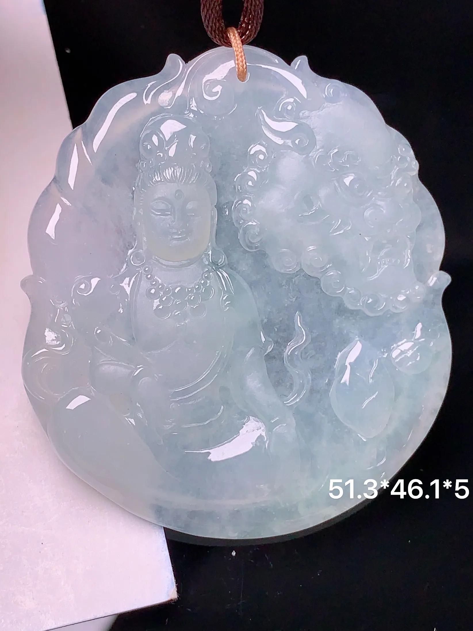 文殊观音菩萨吊坠 玉质细腻 色泽清新艳丽 整体尺寸51.3*46.1*5
