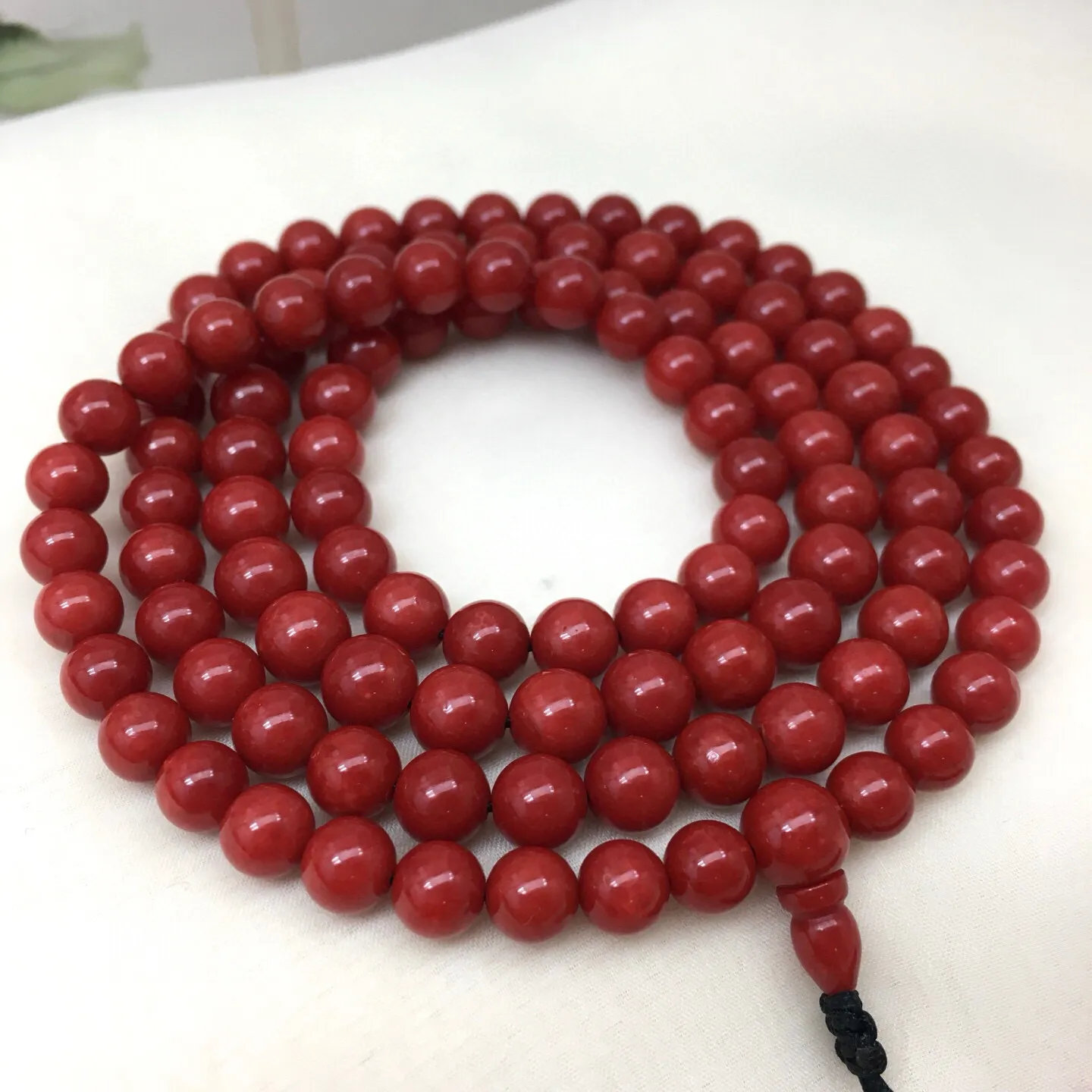【精品7.5mm圆珠红珊瑚108佛珠串】手链项链两用款！深红色，意大利产地，沙丁材料，颜色和品质都是