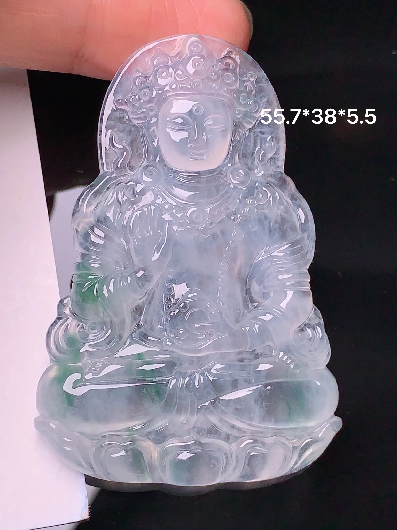 冰种飘绿度母观音吊坠 玉质细腻 色泽清新艳丽 整体尺寸55.7*38*5.5