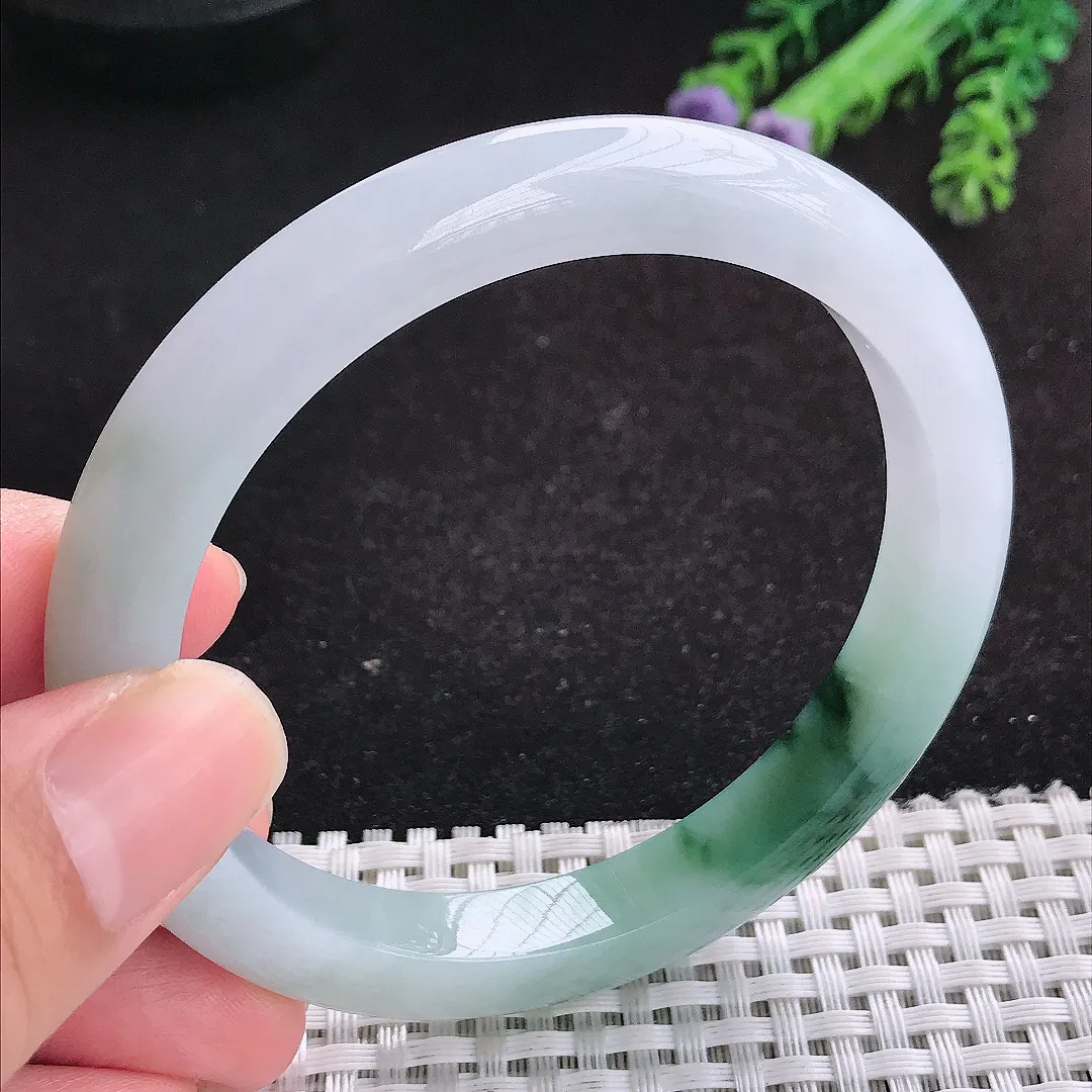 自然光60/9.3/8.6老坑精美冰润飘花手镯天然翡翠玉镯女款百搭