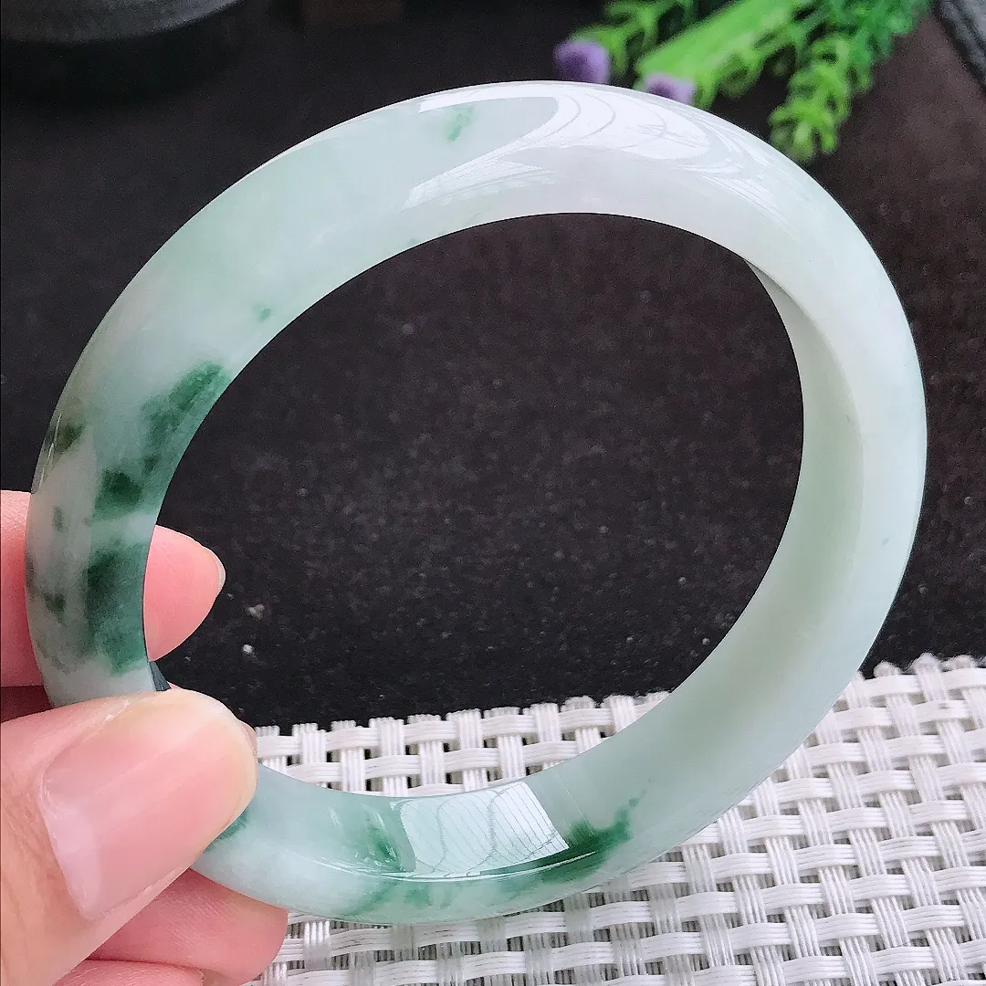 自然光63/13/8.5大圈口老坑精美冰润飘花手镯天然翡翠玉镯女款百搭