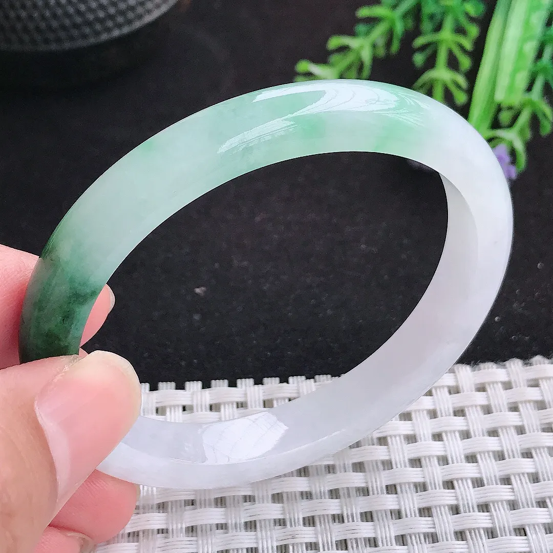 自然光54.5/47.5/9.3/6.8老坑冰润飘绿花贵妃手镯天然翡翠玉镯女款百搭