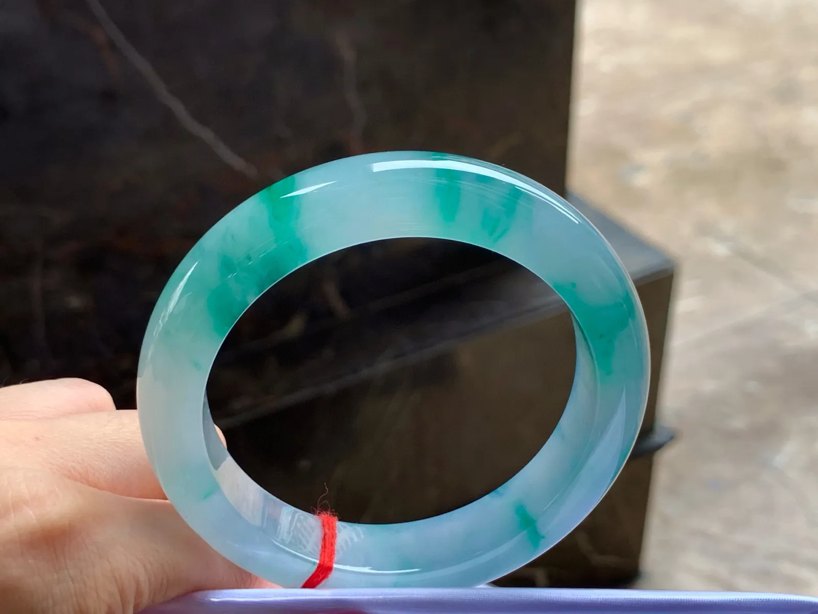 冰色花手镯
种好水足 58.6/13.4/9.8mm