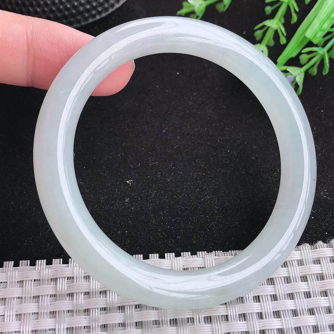 自然光54/8.8老坑秀气冰润起胶圆条手镯天然翡翠玉镯女款百搭