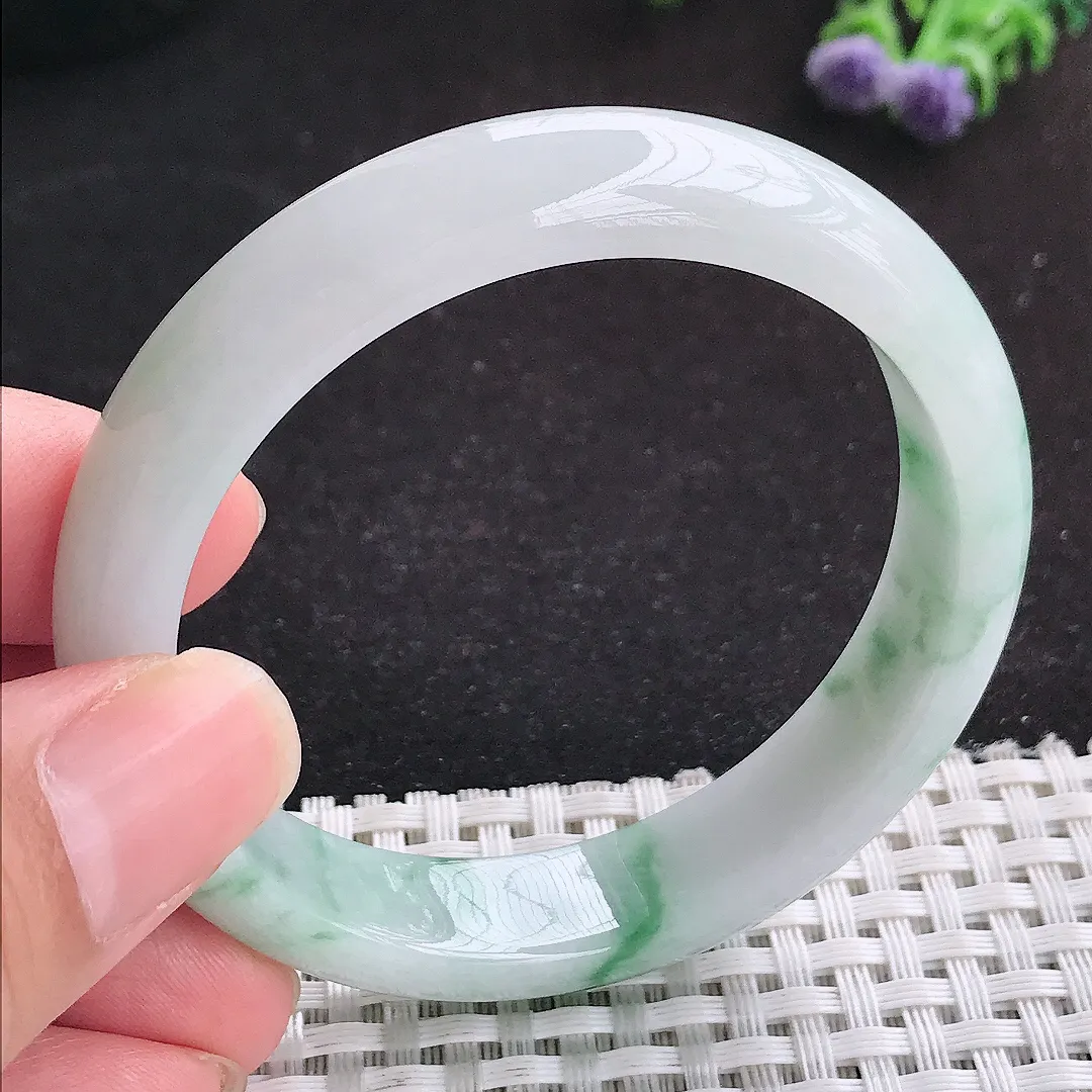 自然光53/12.1/6.9老坑精美温润飘花手镯天然翡翠玉镯女款百搭