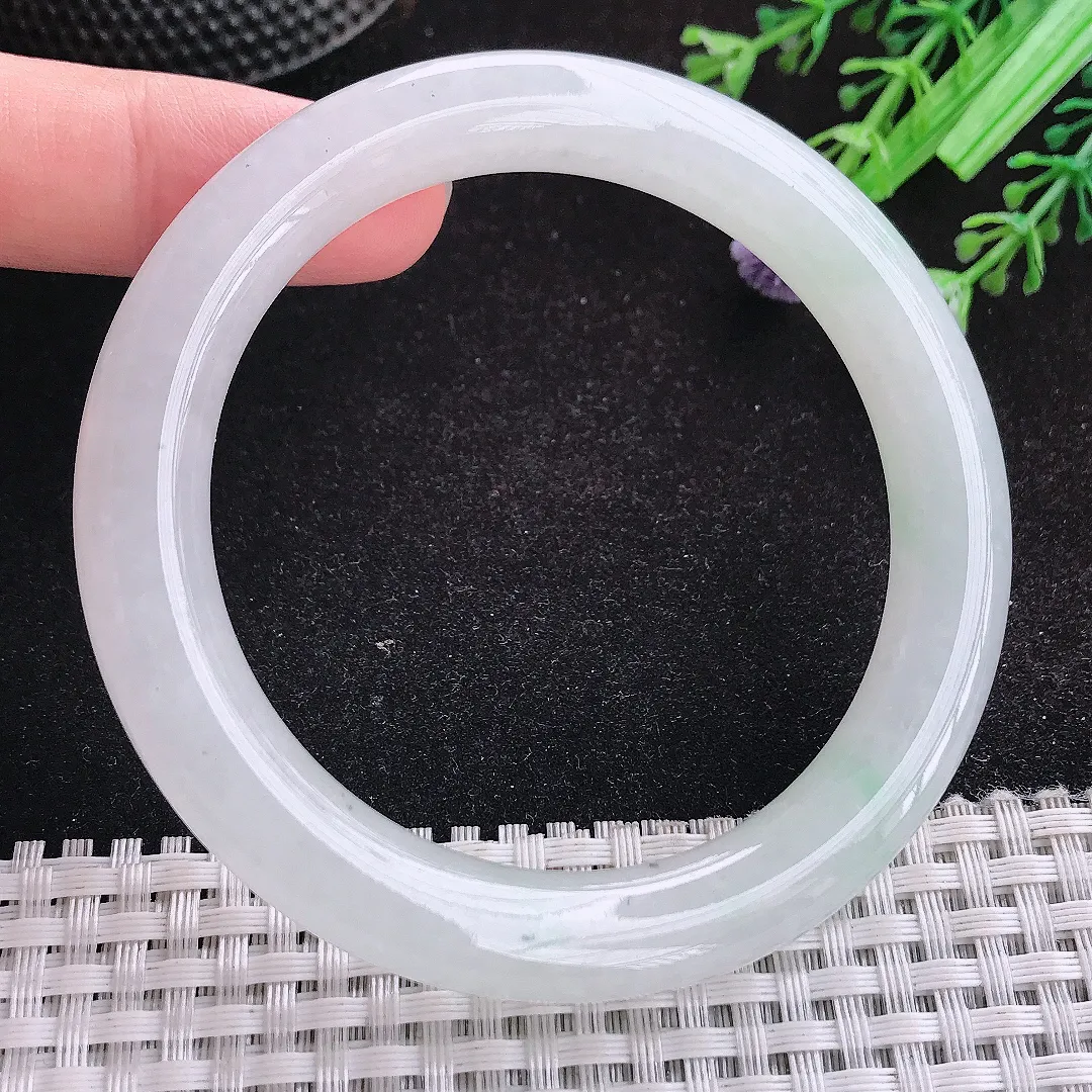 自然光58/10老坑秀气冰润白月光圆条手镯天然翡翠玉镯女款百搭