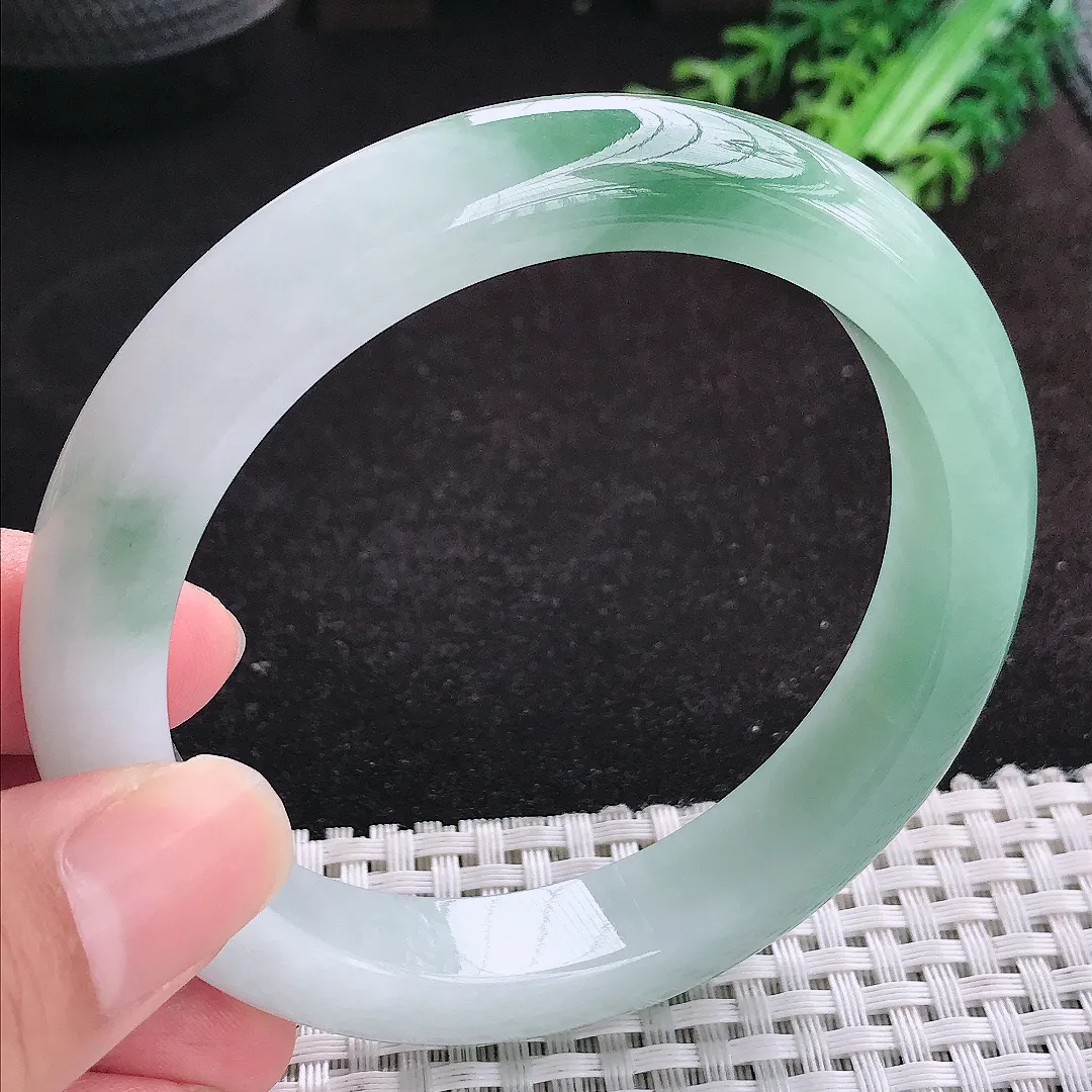 自然光61/12/9.2老坑冰胶果冻飘花大圈口手镯天然翡翠玉镯女款百搭