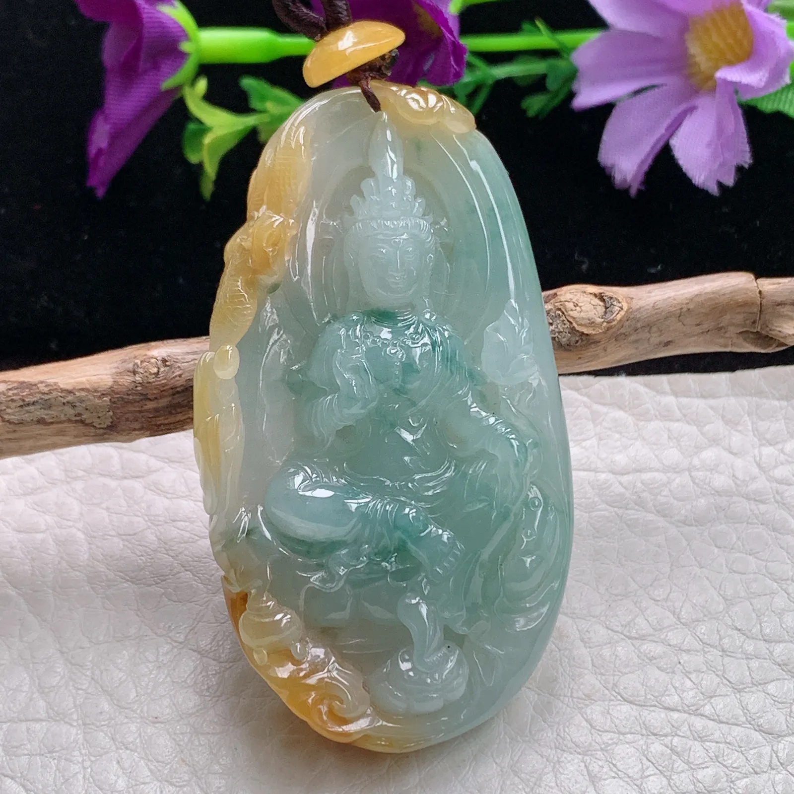 Lz实拍60*32.8*11缅甸翡翠冰透精雕俏黄翡大势至观音菩萨吊坠倚凤菩萨