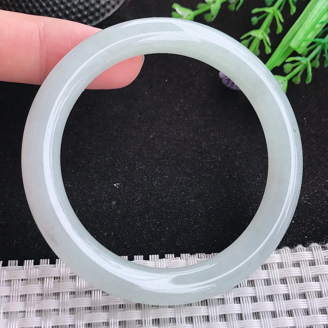 自然光54/8.8老坑秀气冰润起胶圆条手镯天然翡翠玉镯女款百搭