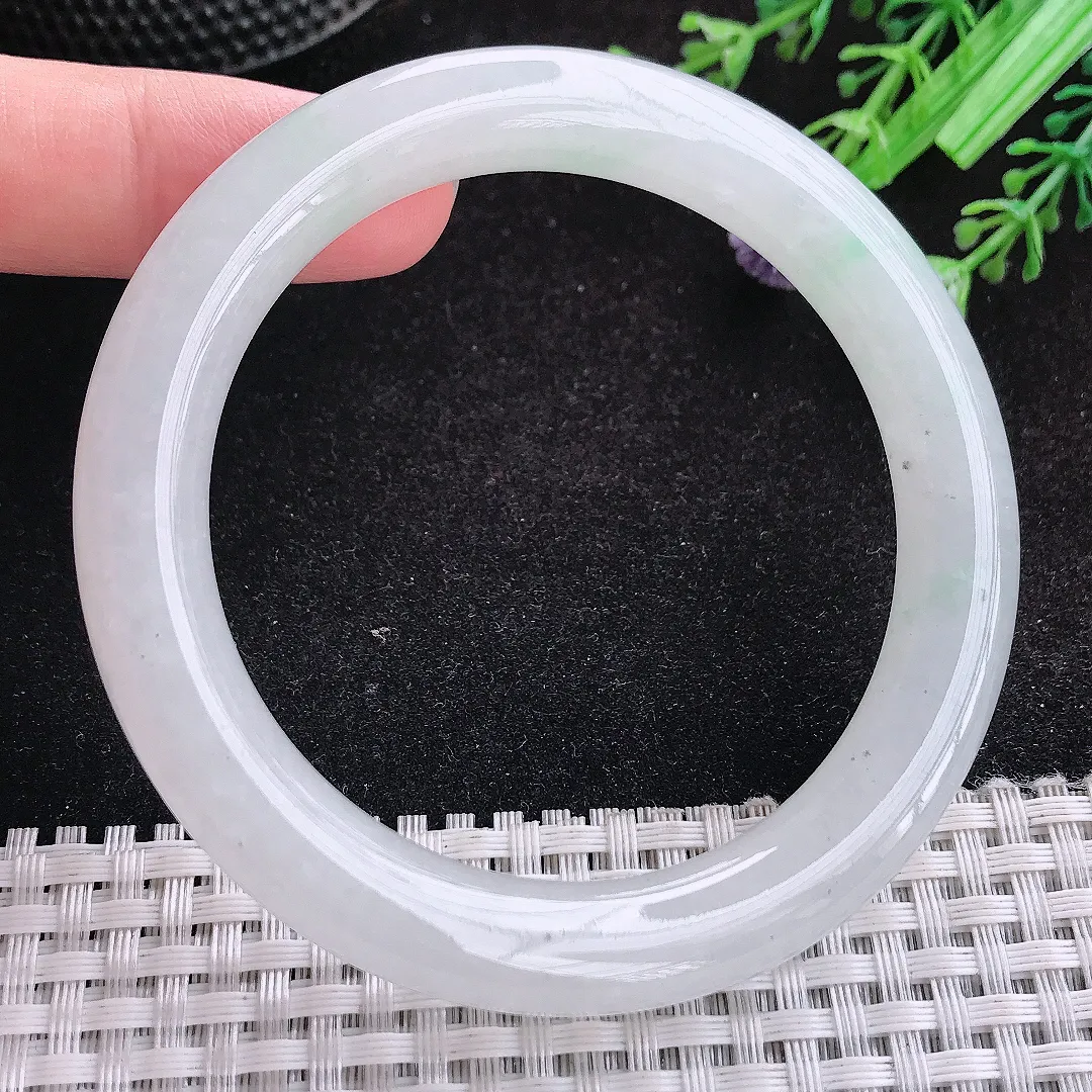 自然光58/10老坑秀气冰润白月光圆条手镯天然翡翠玉镯女款百搭