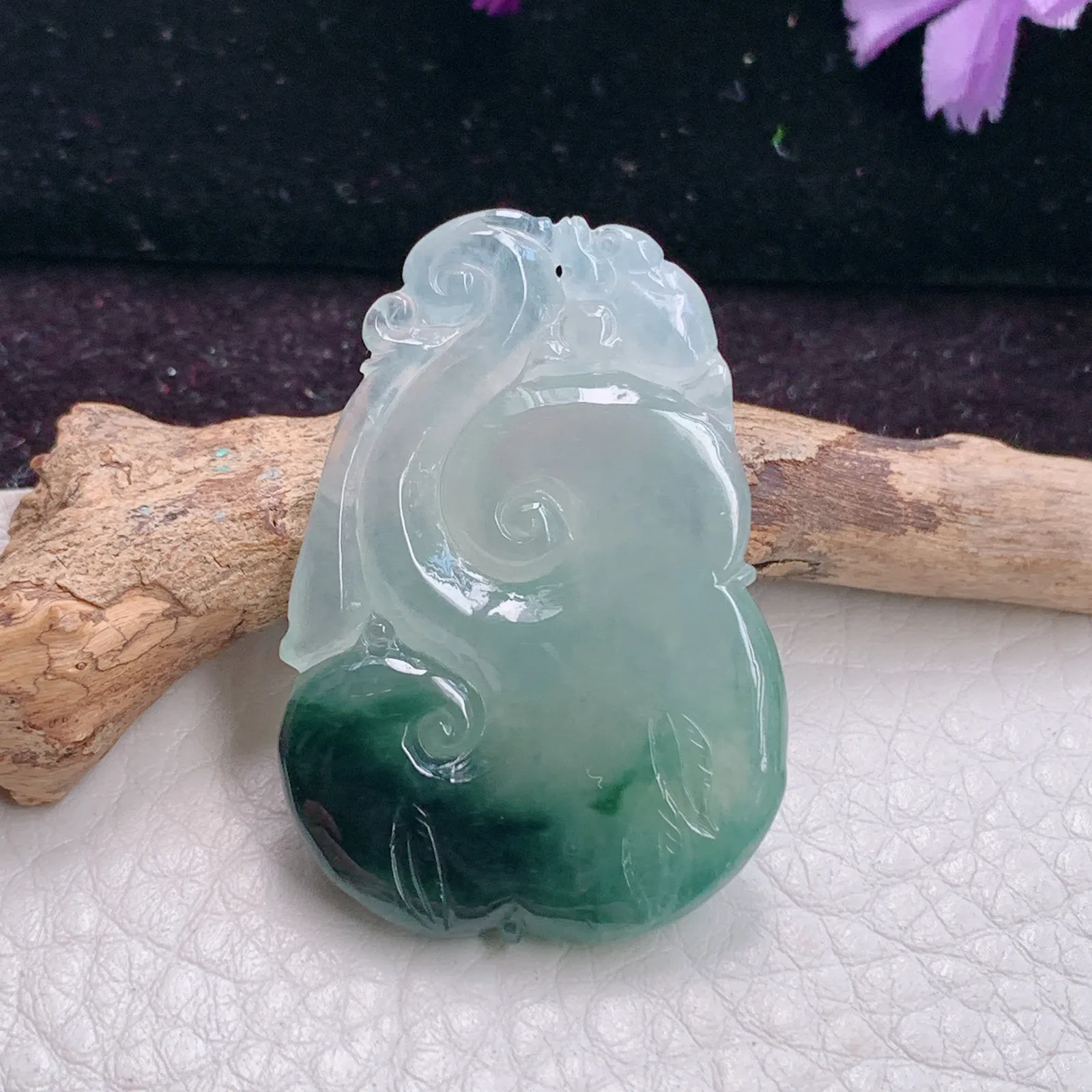 ajj实拍41*28.8*7天然缅甸翡翠飘花如意吊坠 灵芝吉祥玉坠