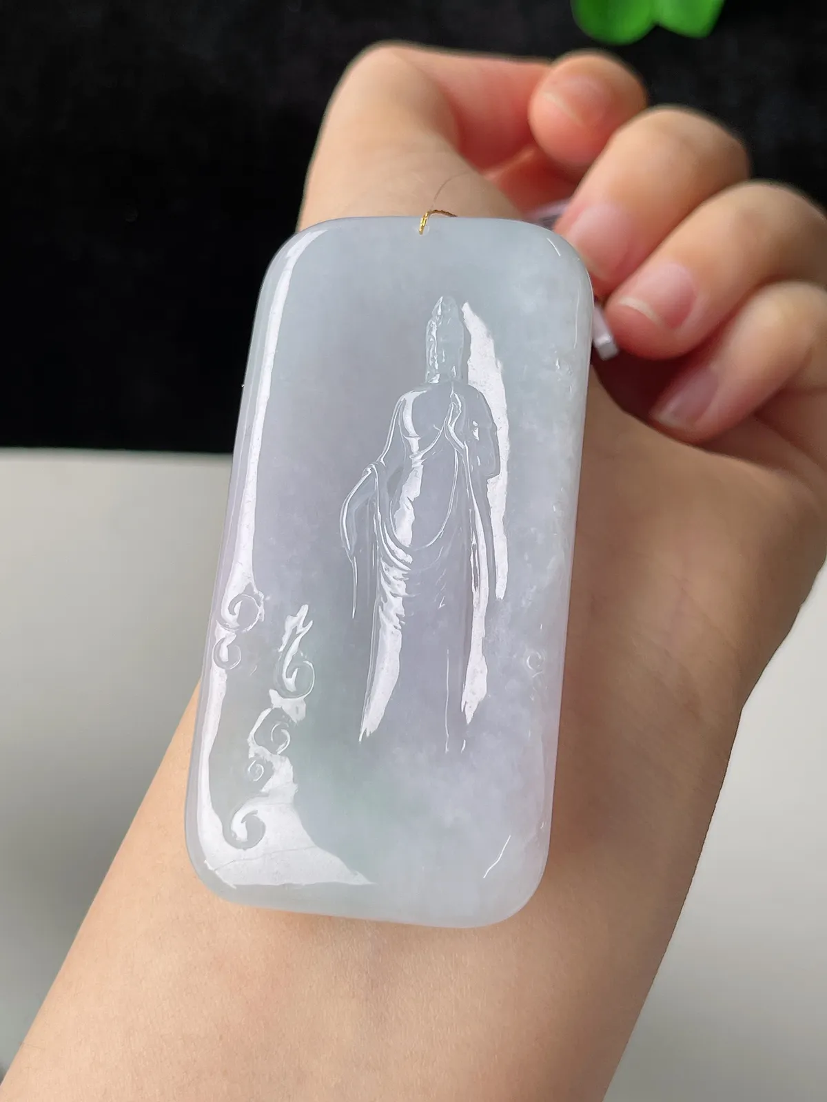 翡翠冰糯种白色观音