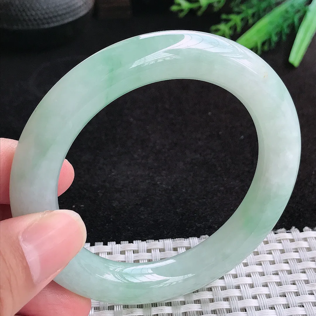 自然光56.5/11.1/11.4老坑冰胶水灵冰晴胖圆条手镯天然翡翠玉镯女款百搭